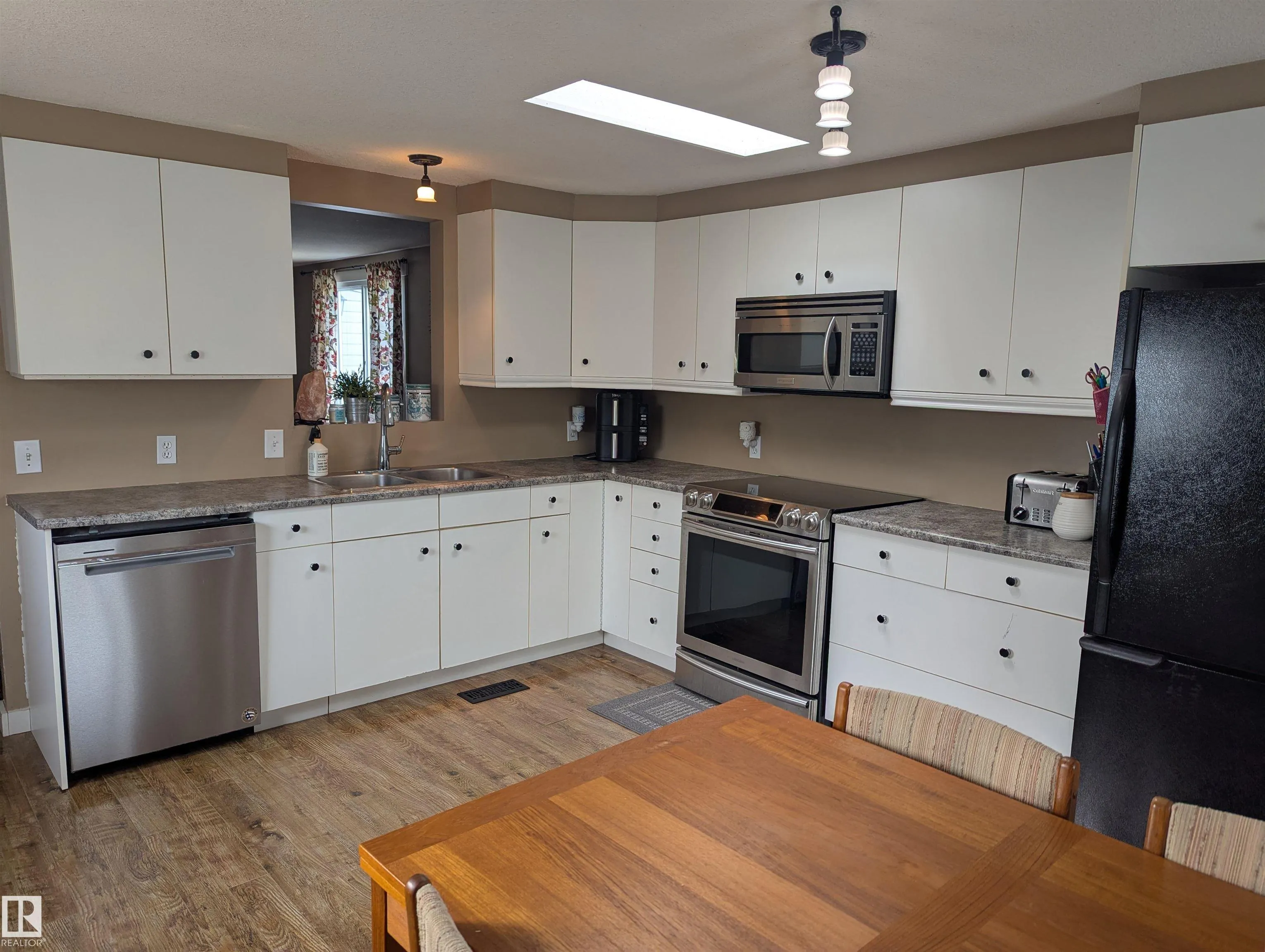 50312 Range Road 200