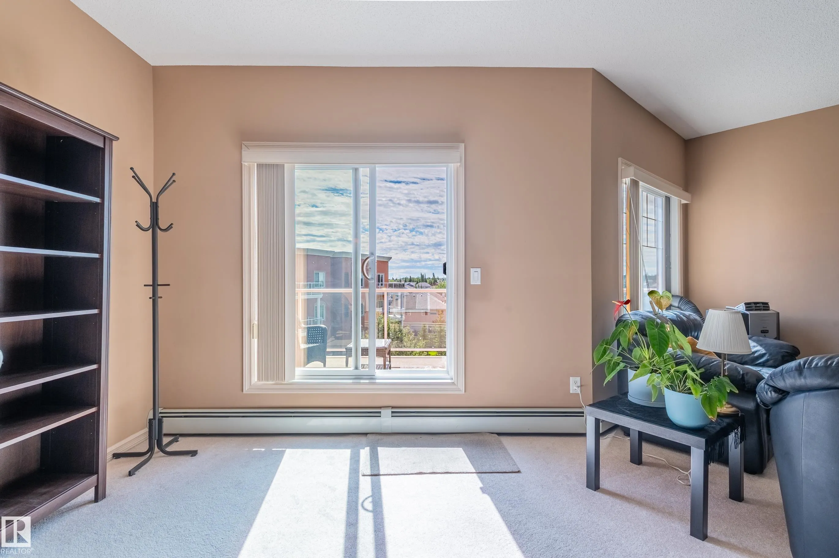 263 MACEWAN Road