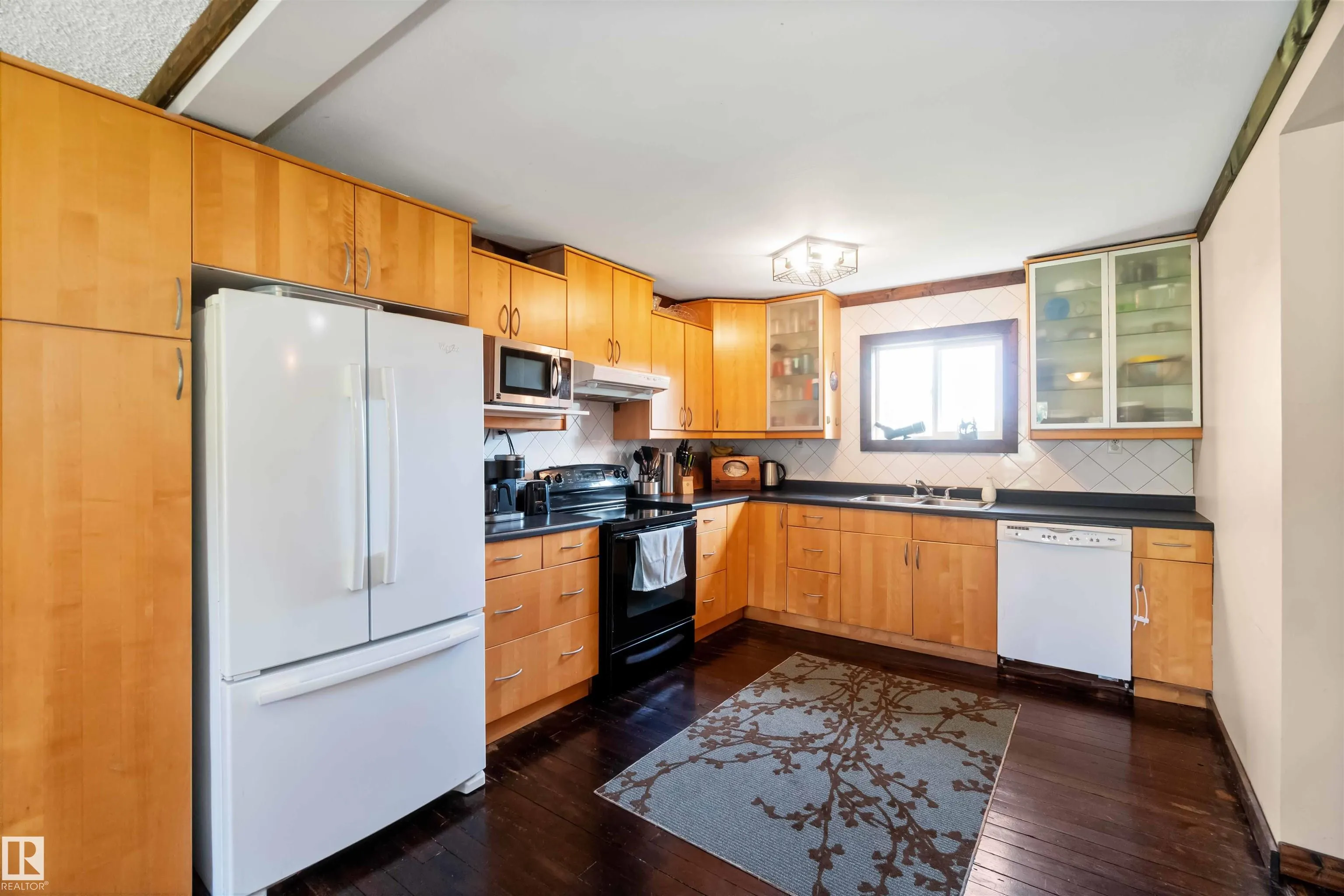 19, 23422 Twp Rd 582