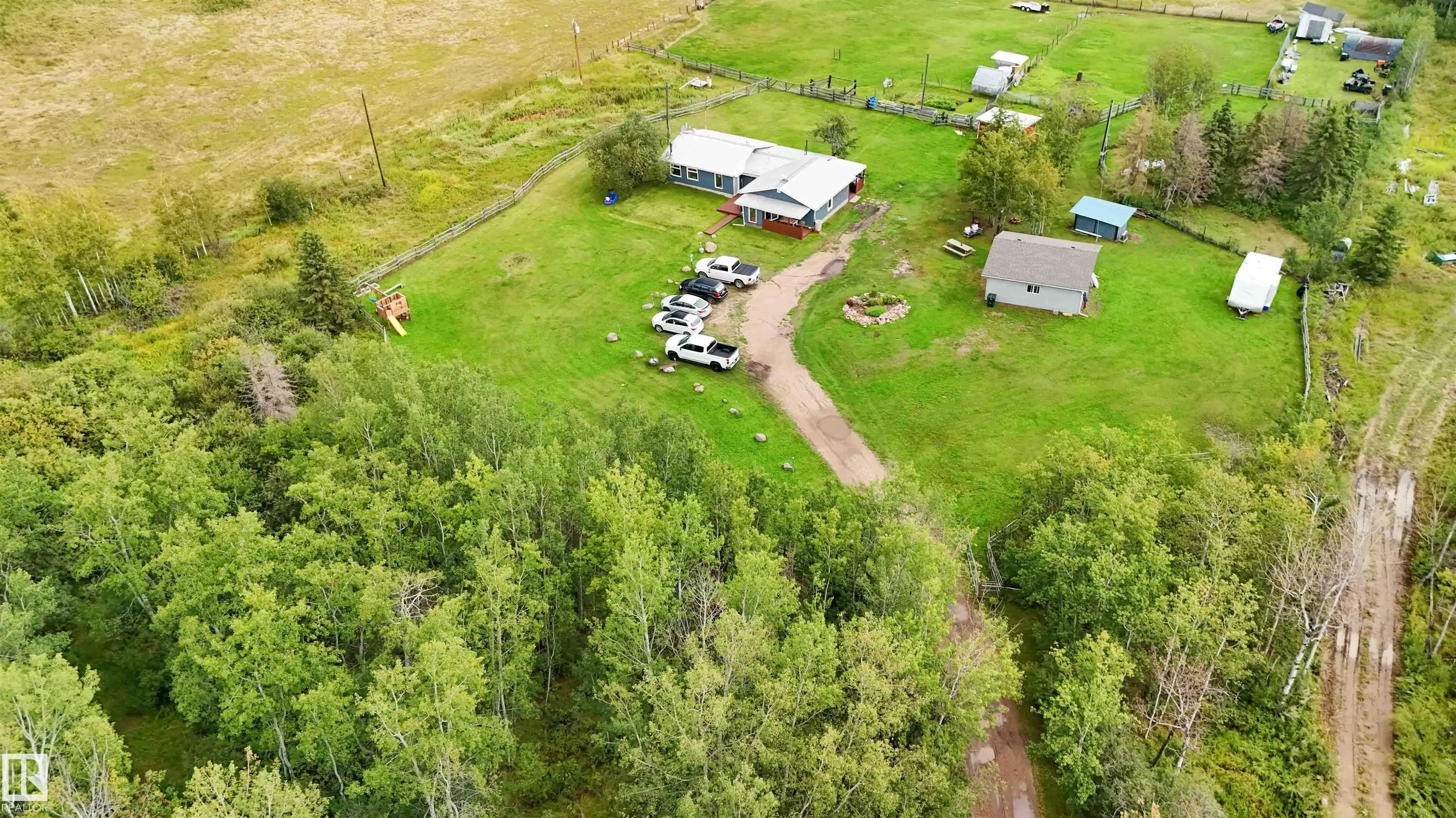 19, 23422 Twp Rd 582