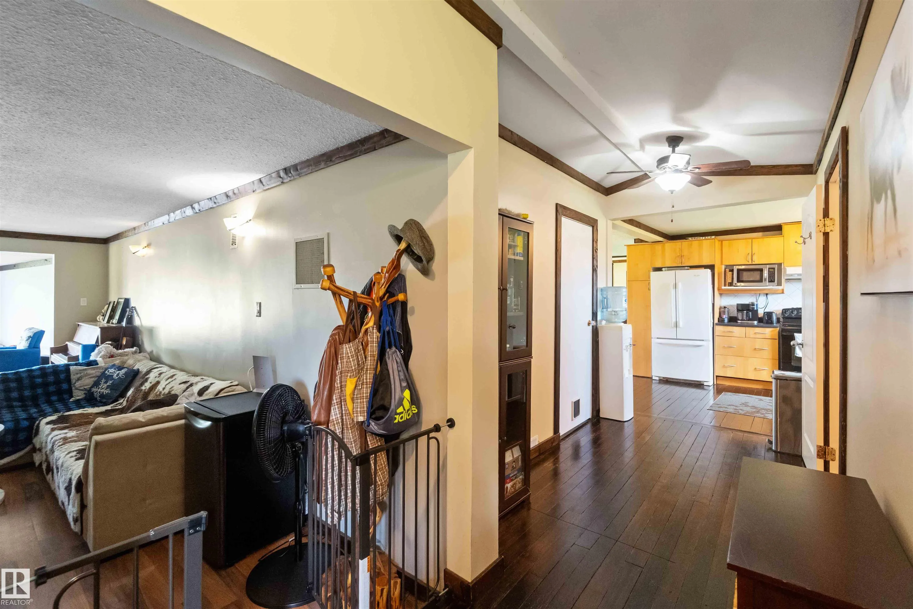 19, 23422 Twp Rd 582