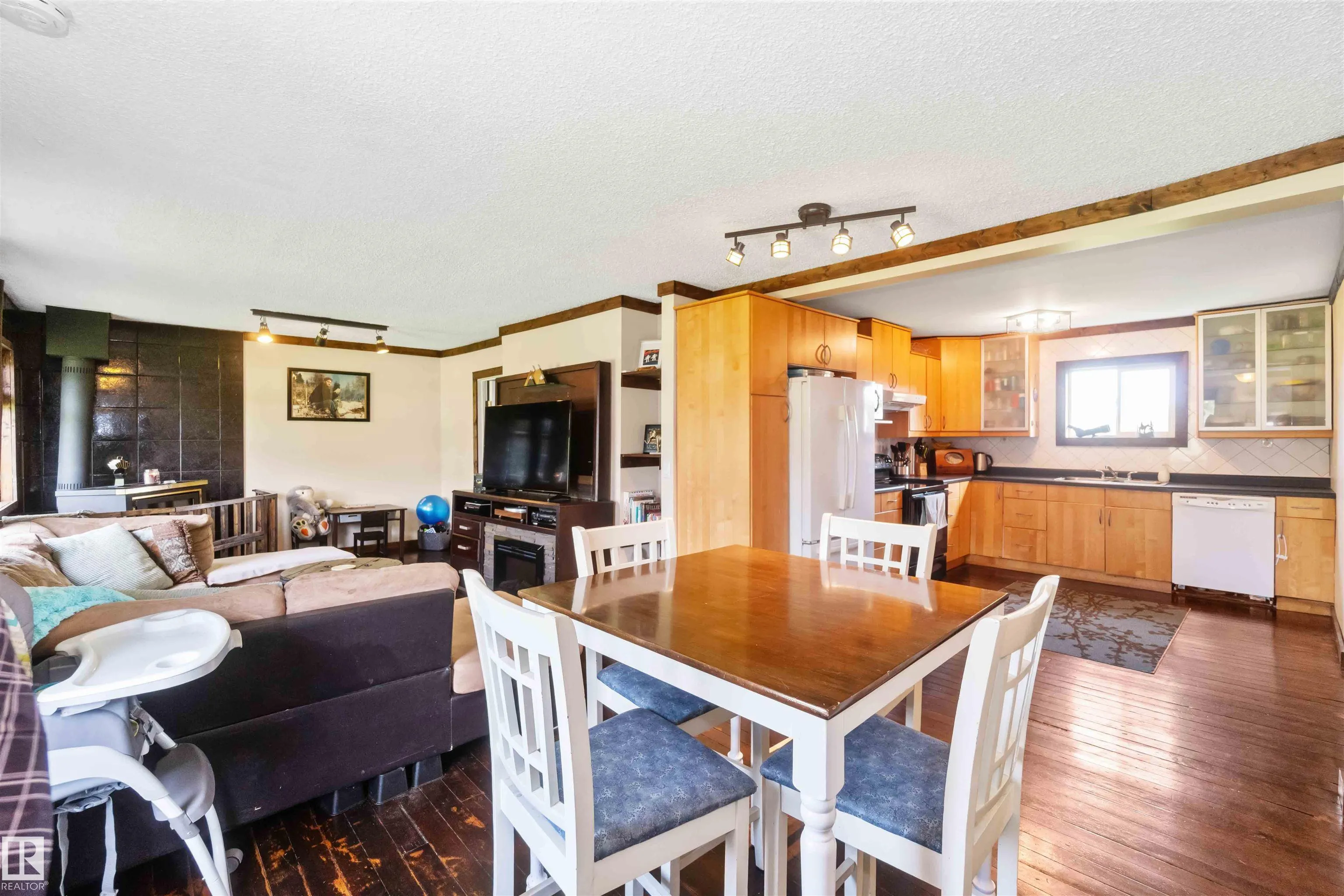 19, 23422 Twp Rd 582