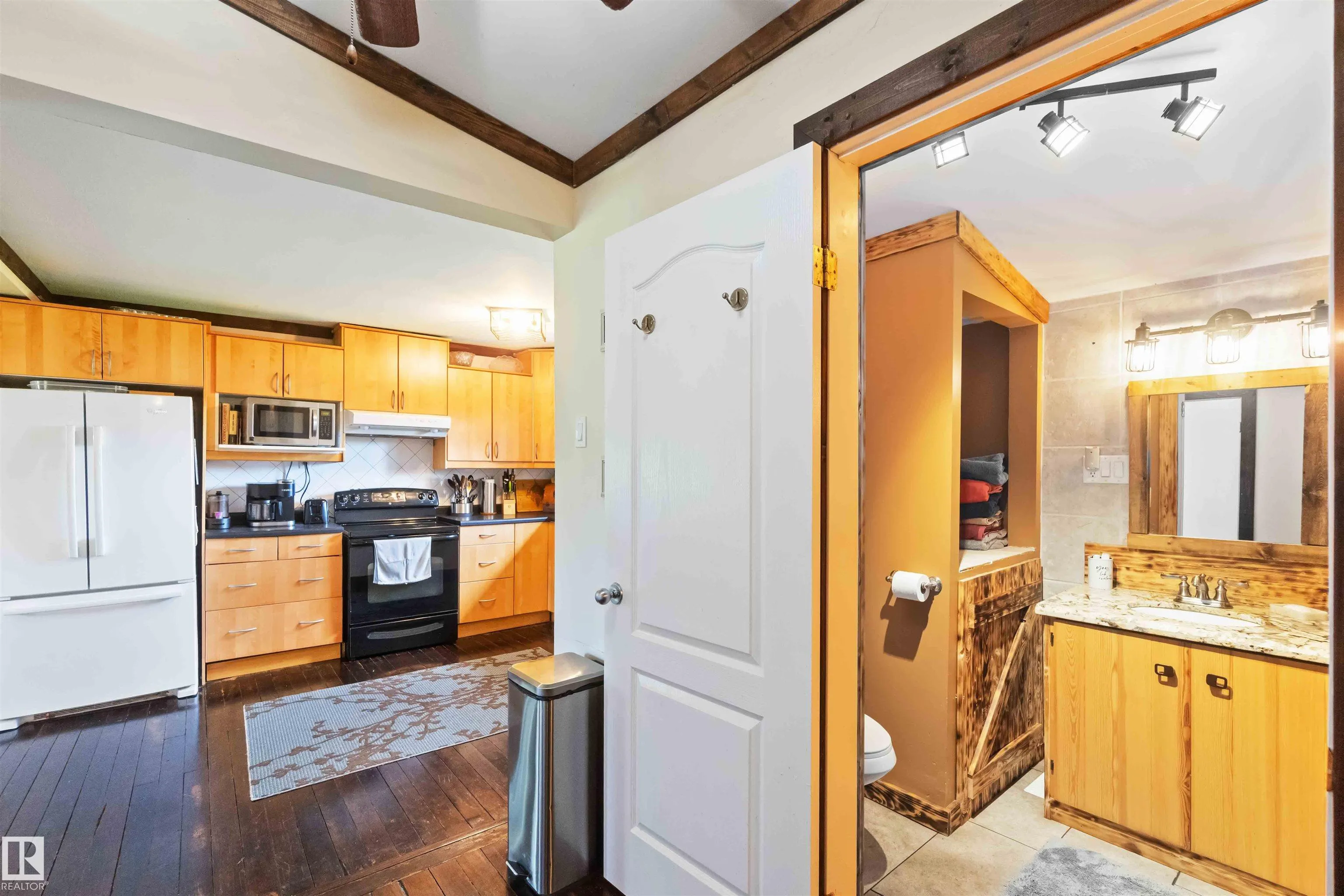 19, 23422 Twp Rd 582