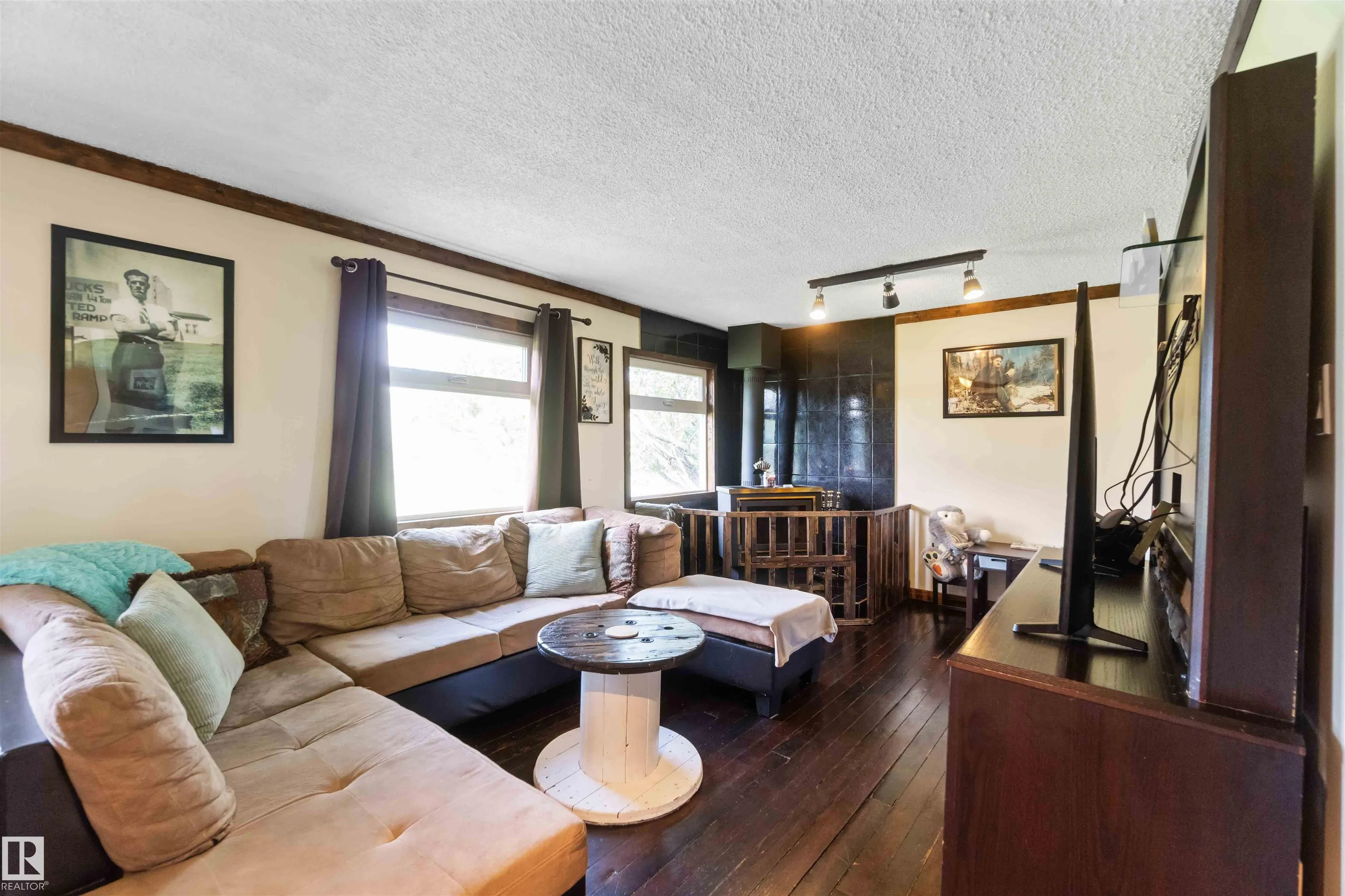 19, 23422 Twp Rd 582