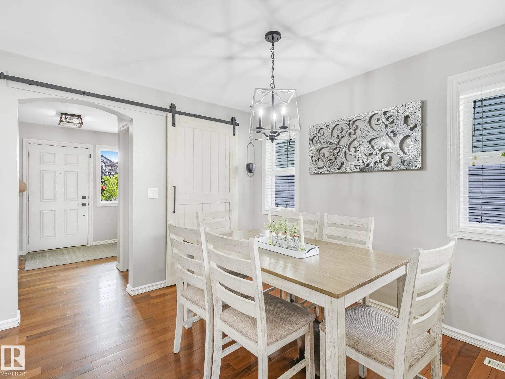 10 Snowhills Court