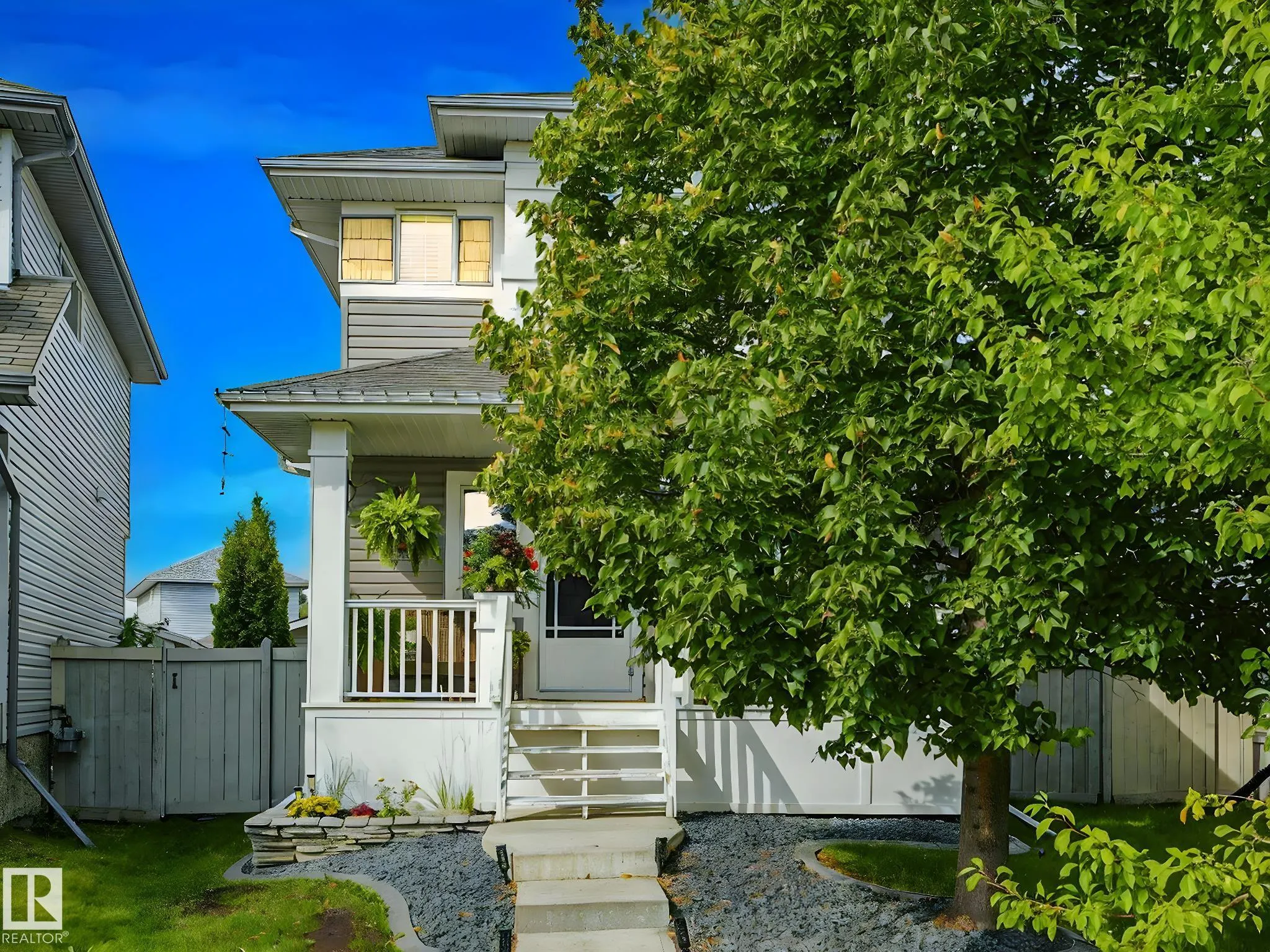10 Snowhills Court
