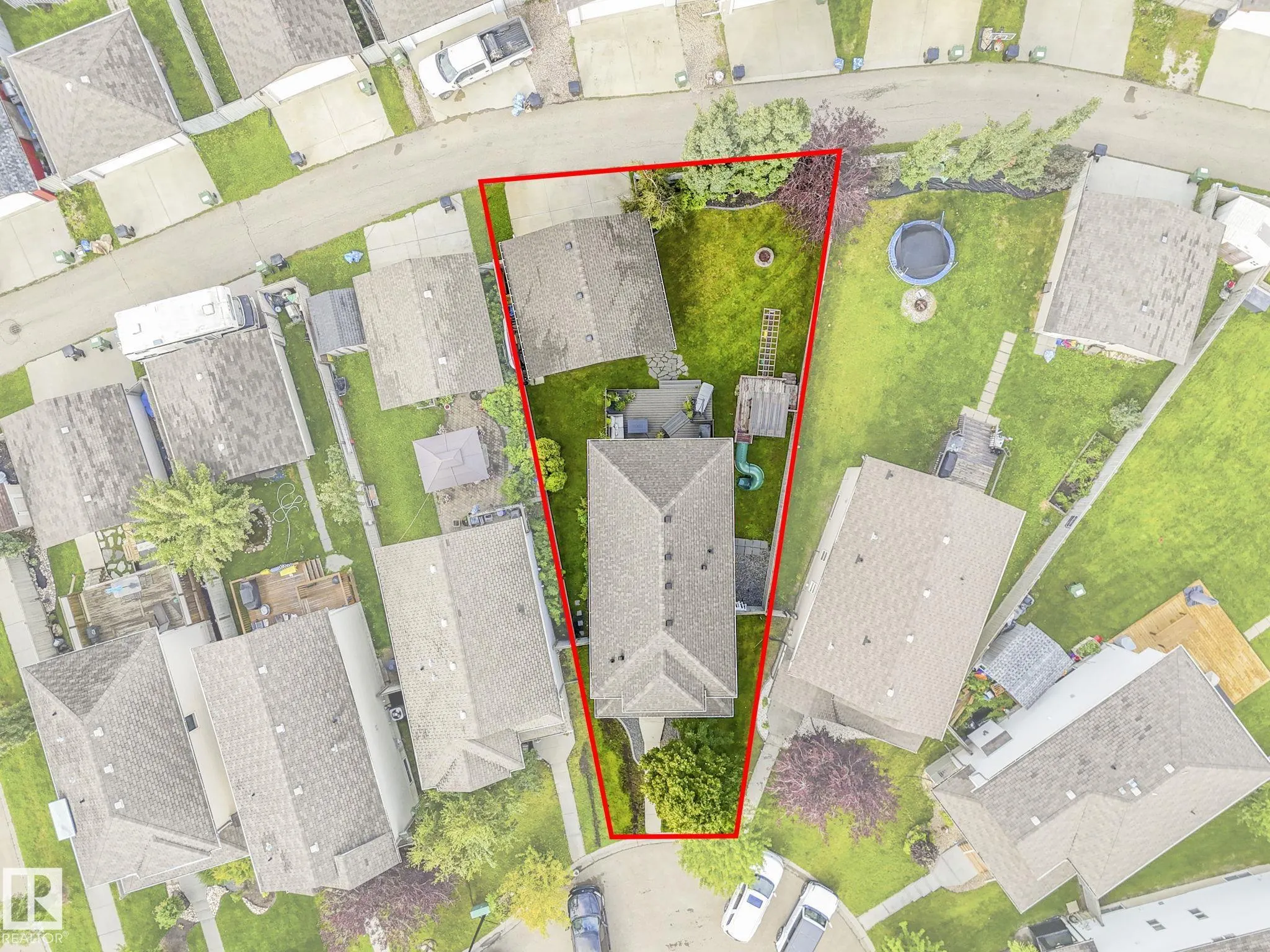 10 Snowhills Court