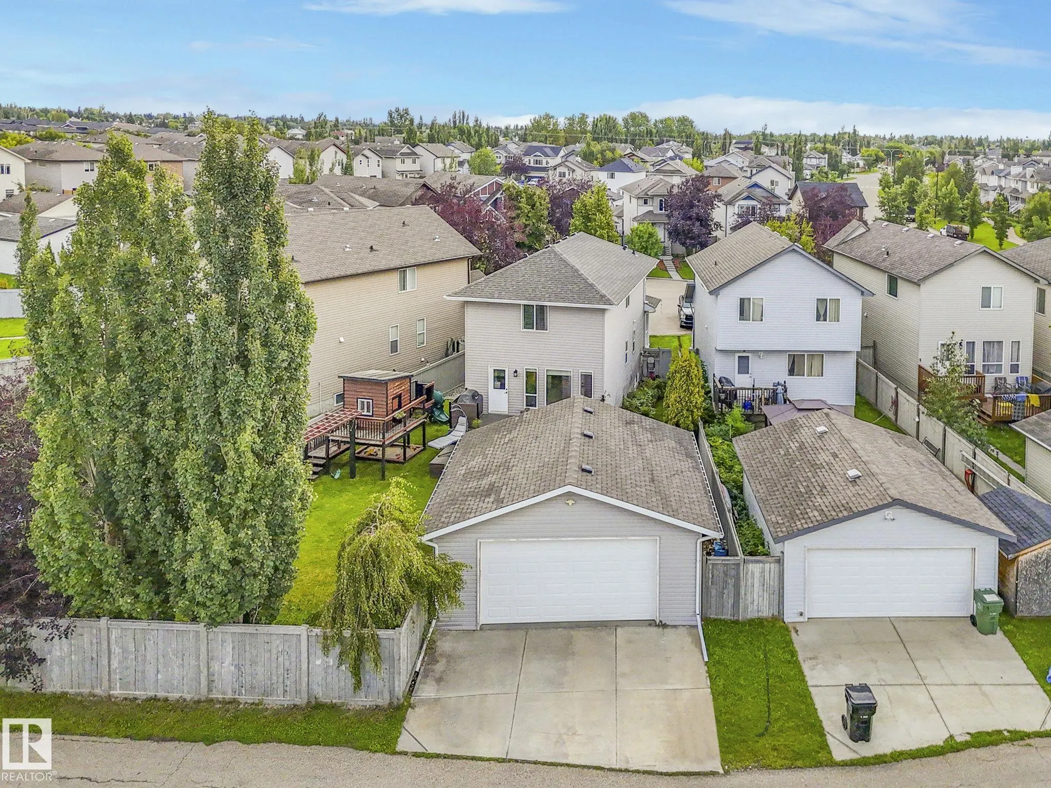10 Snowhills Court