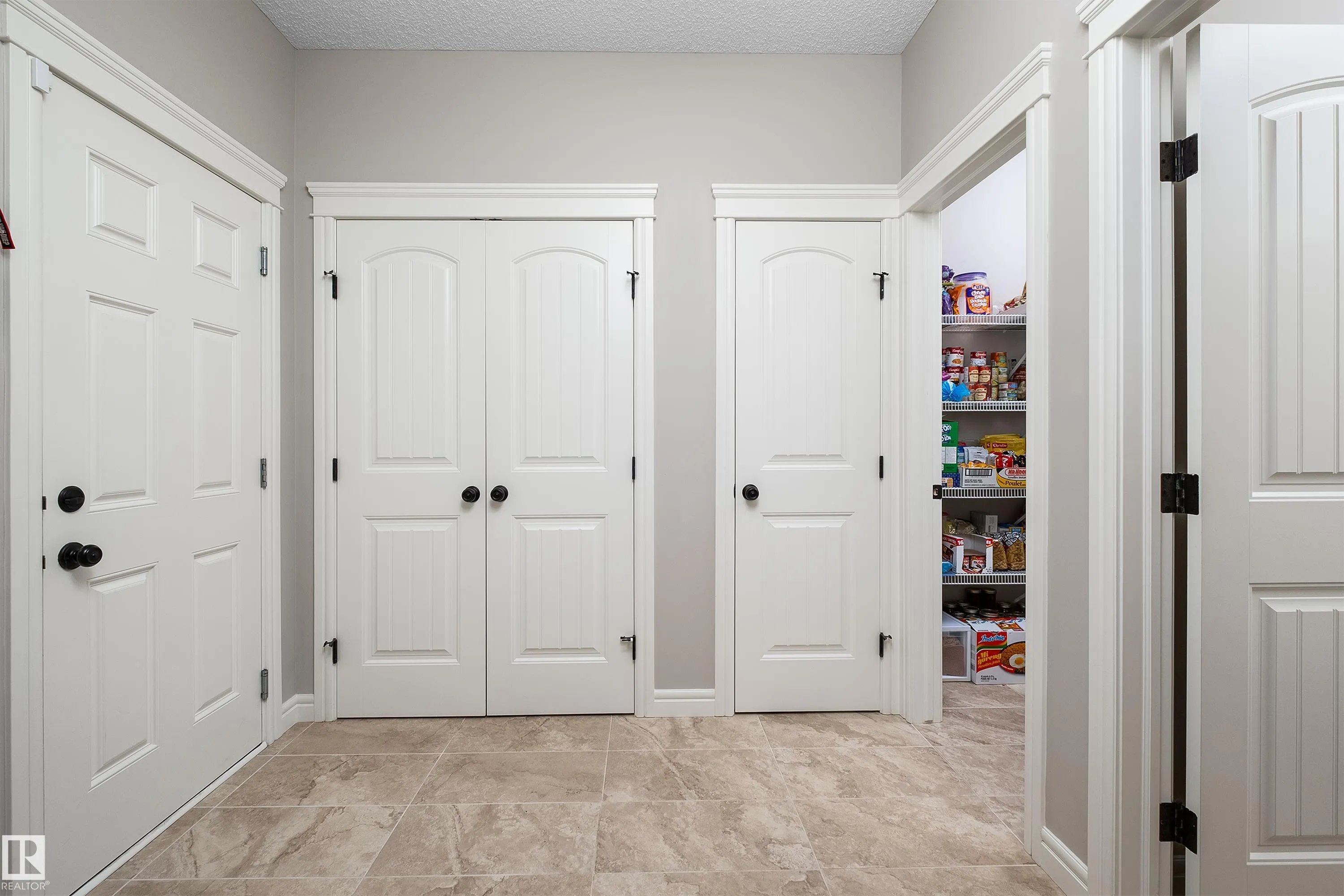 13 MEADOWLINK Gate