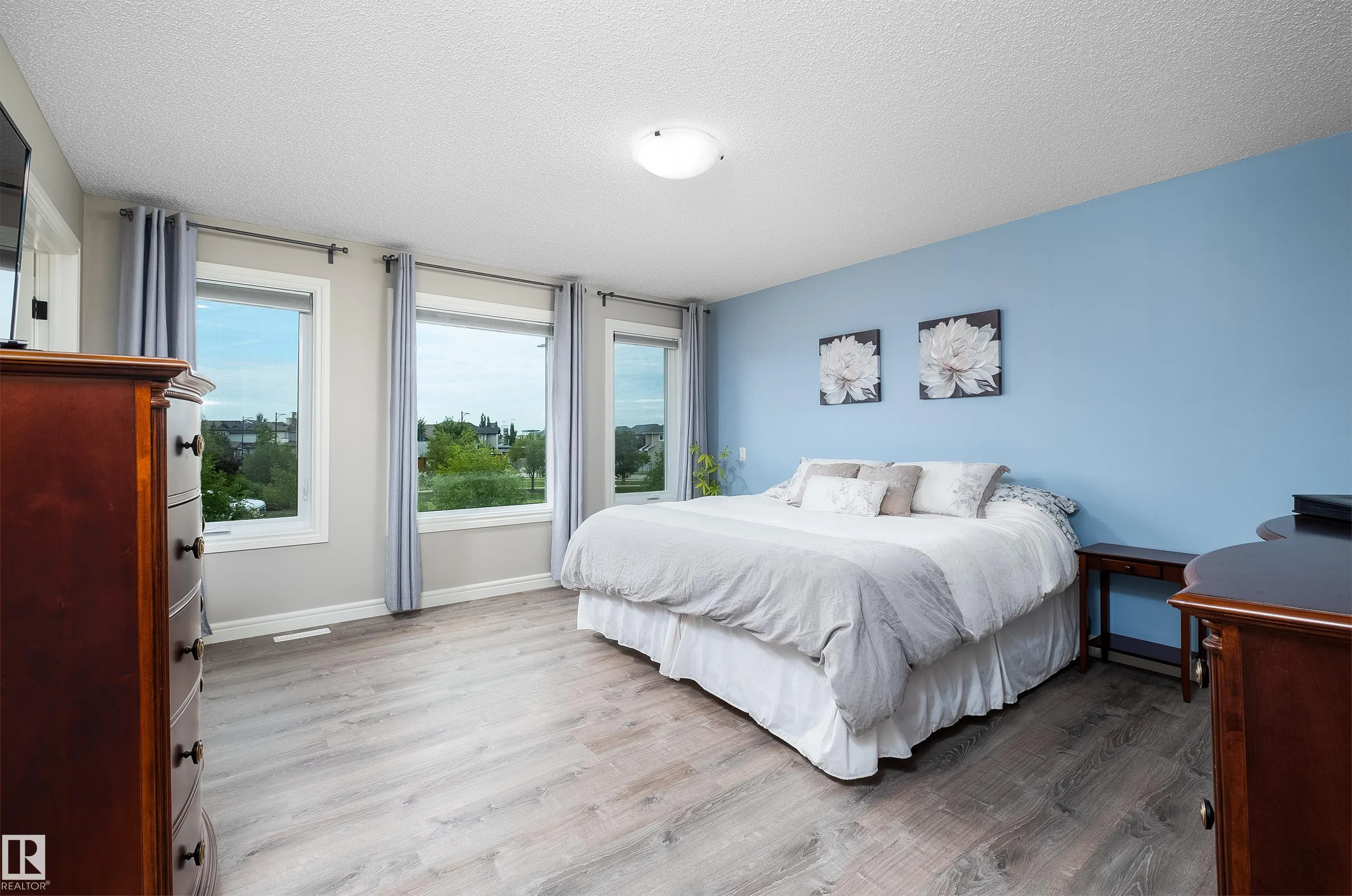 13 MEADOWLINK Gate