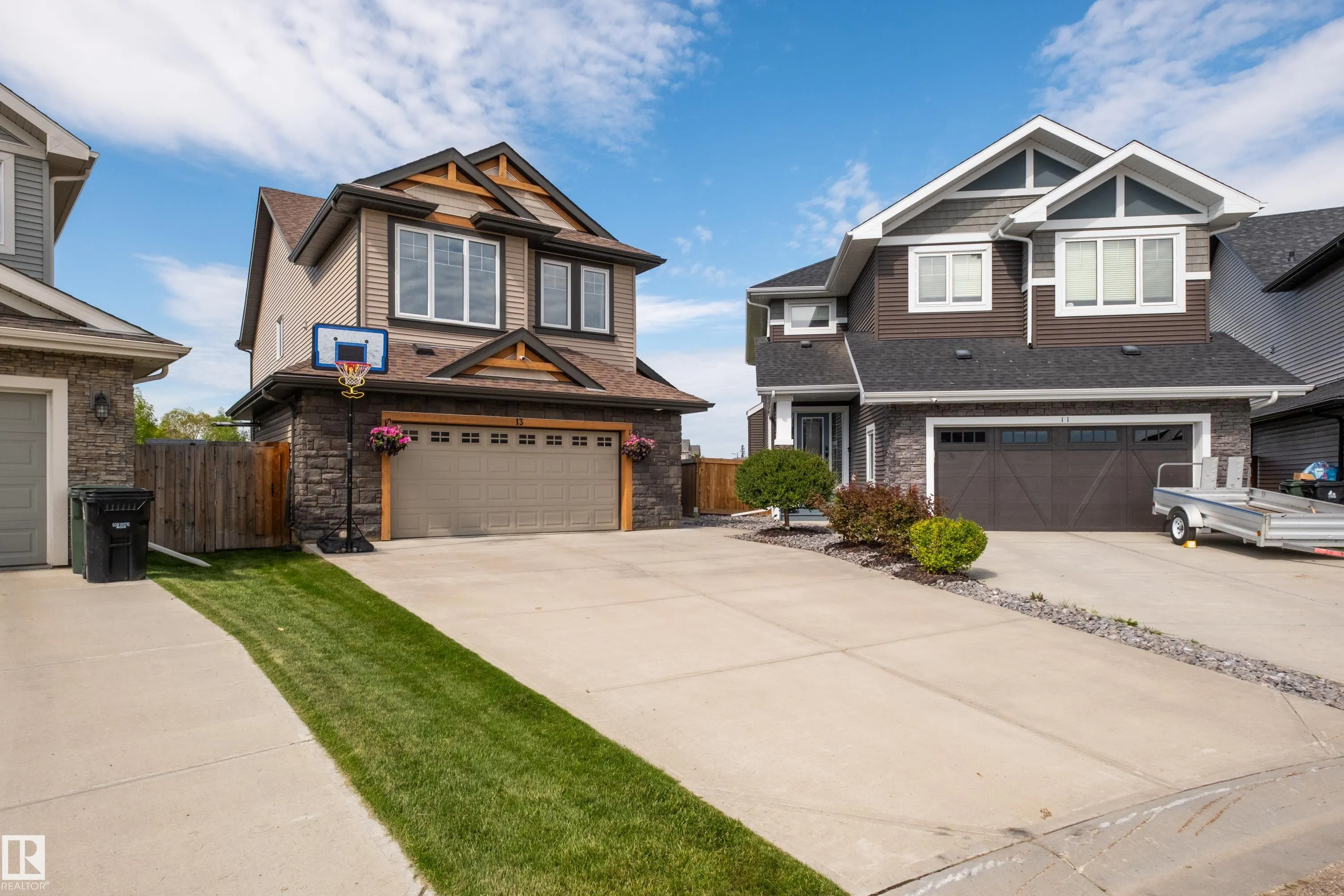 13 MEADOWLINK Gate