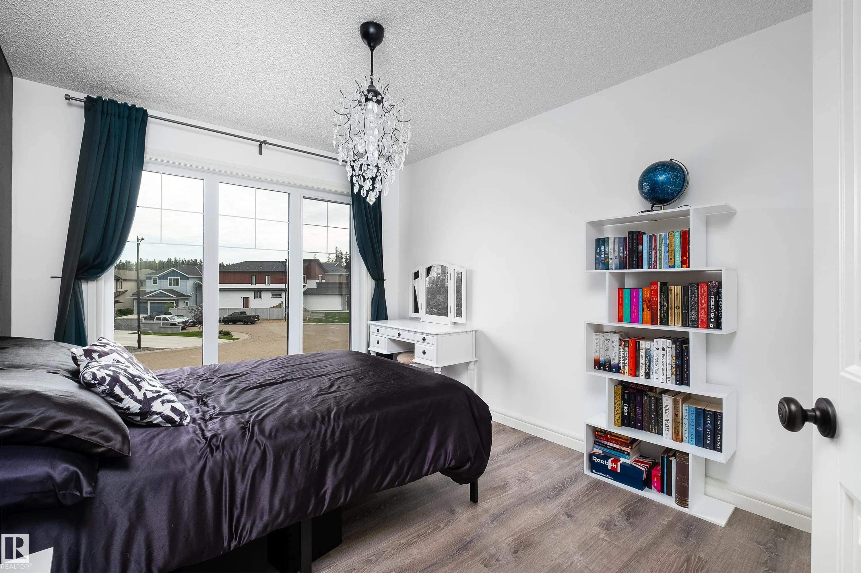 13 MEADOWLINK Gate