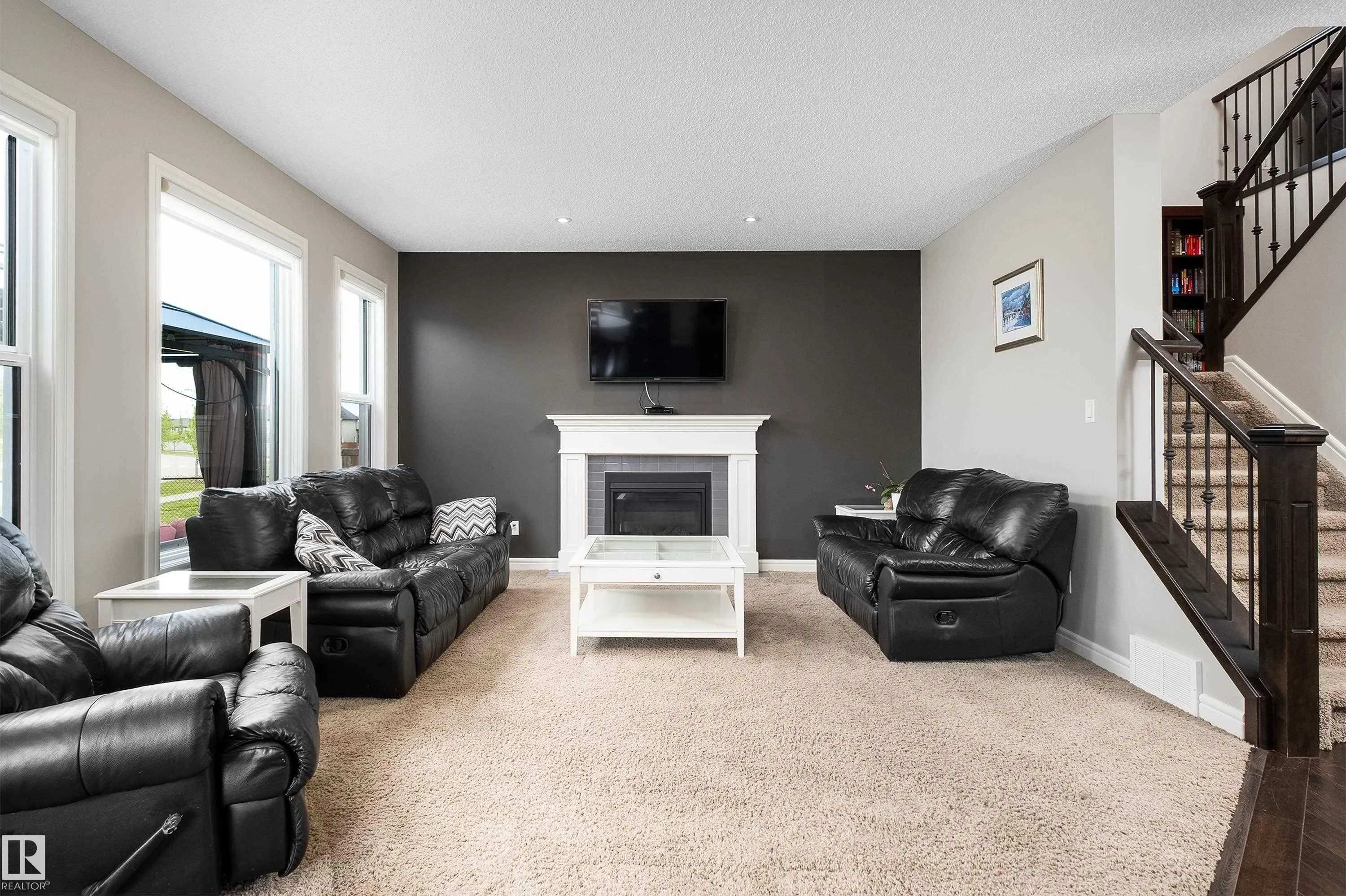 13 MEADOWLINK Gate