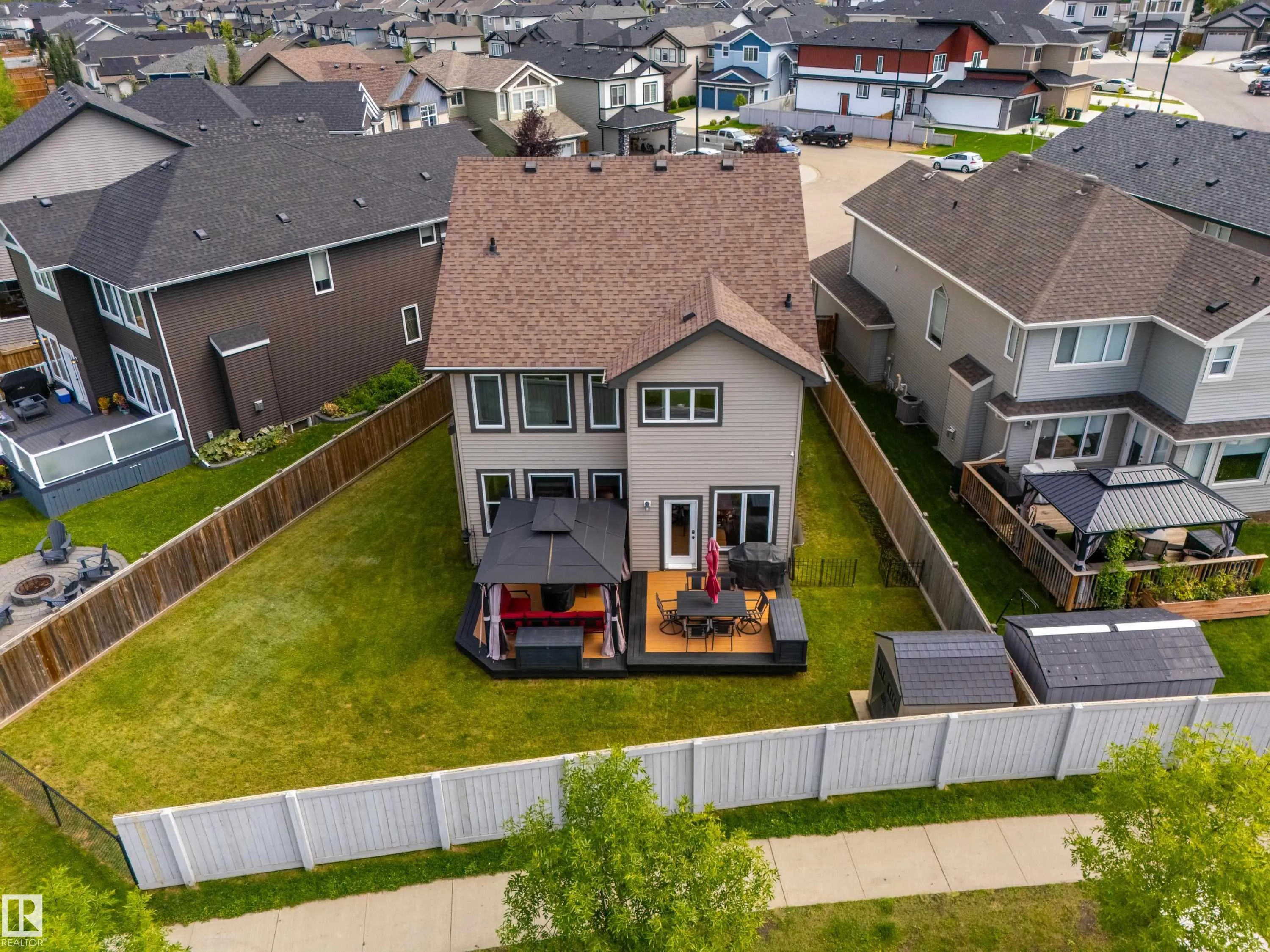 13 MEADOWLINK Gate