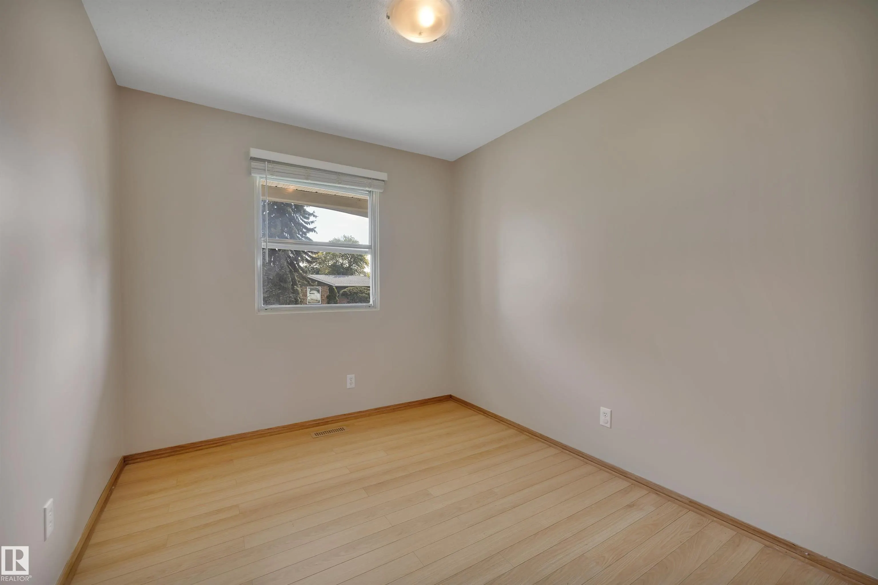 15020 83 Street