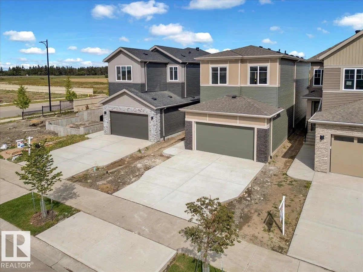 6 EDGEFIELD Way