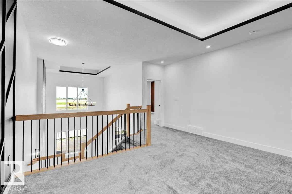 6 EDGEFIELD Way