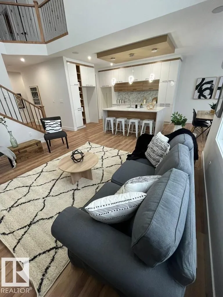 49 Eldridge Point
