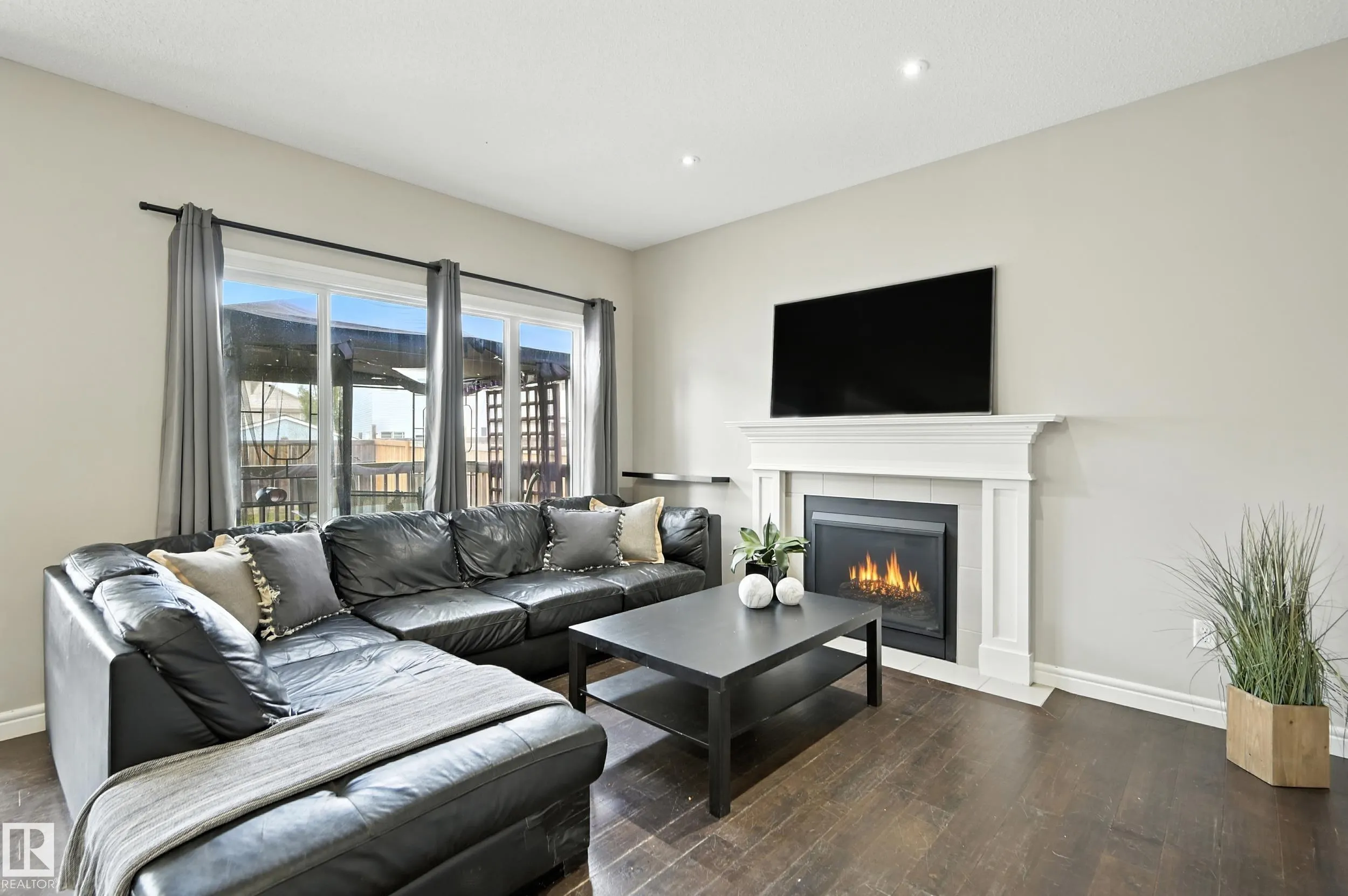 54 WOODBRIDGE Link