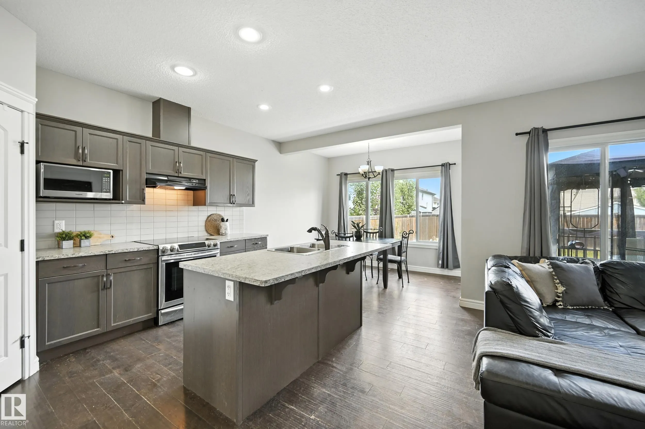 54 WOODBRIDGE Link