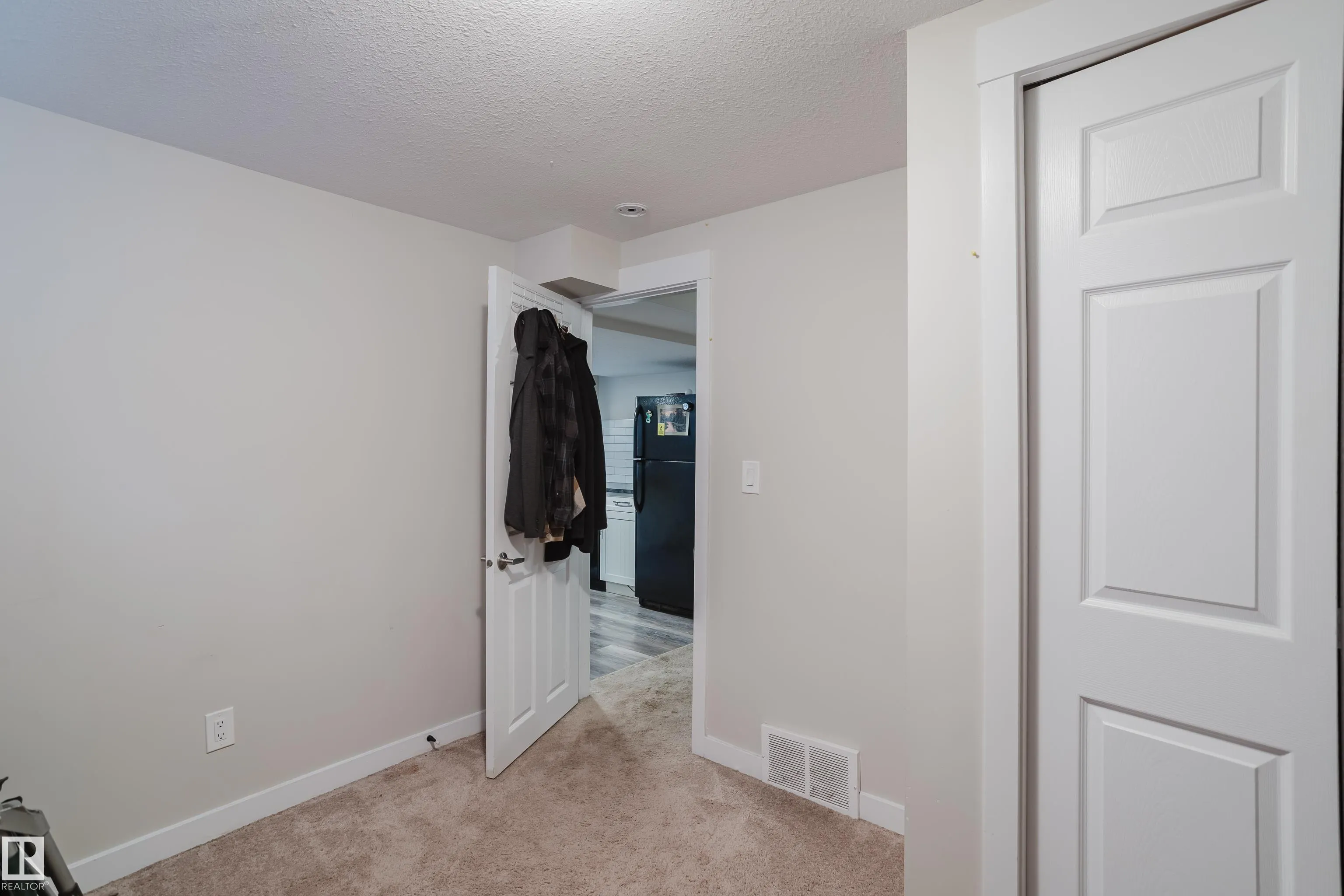 13808 135 Avenue