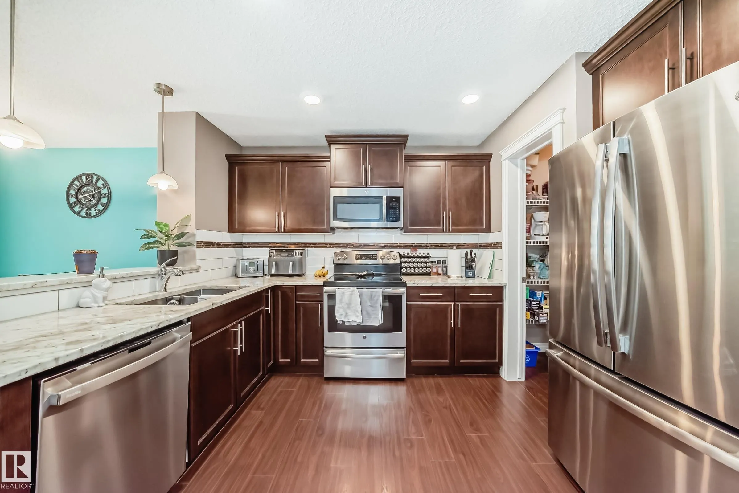 16813 120 Street