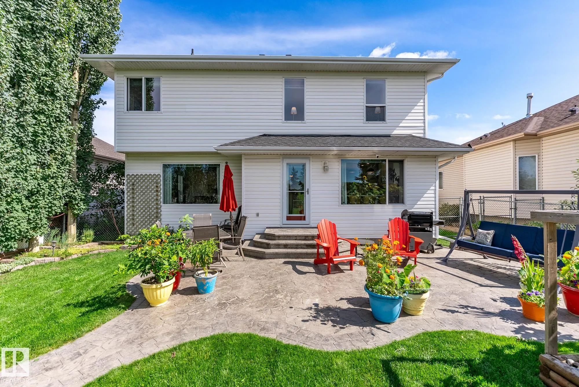 11 LINKSIDE Way