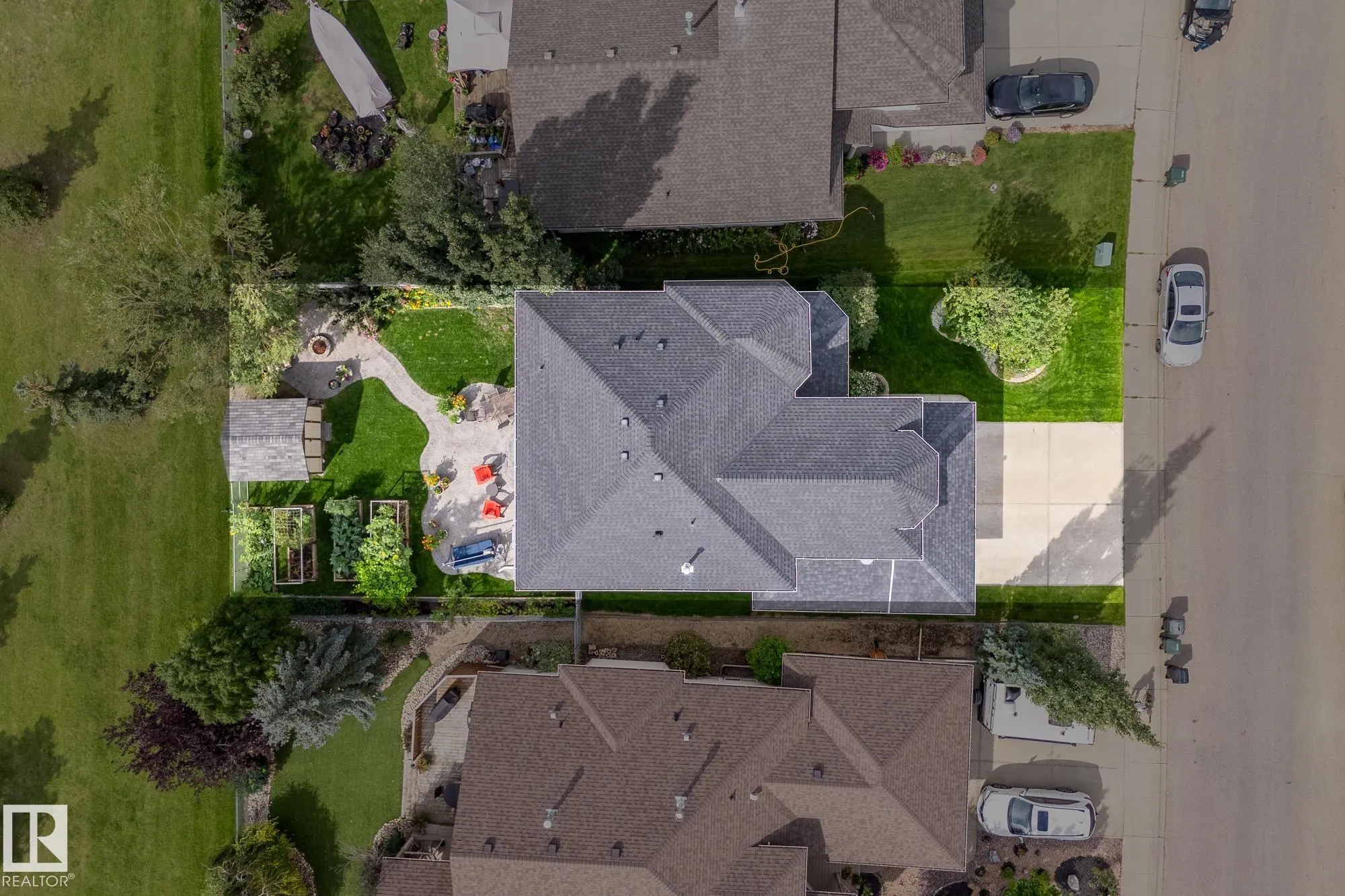 11 LINKSIDE Way