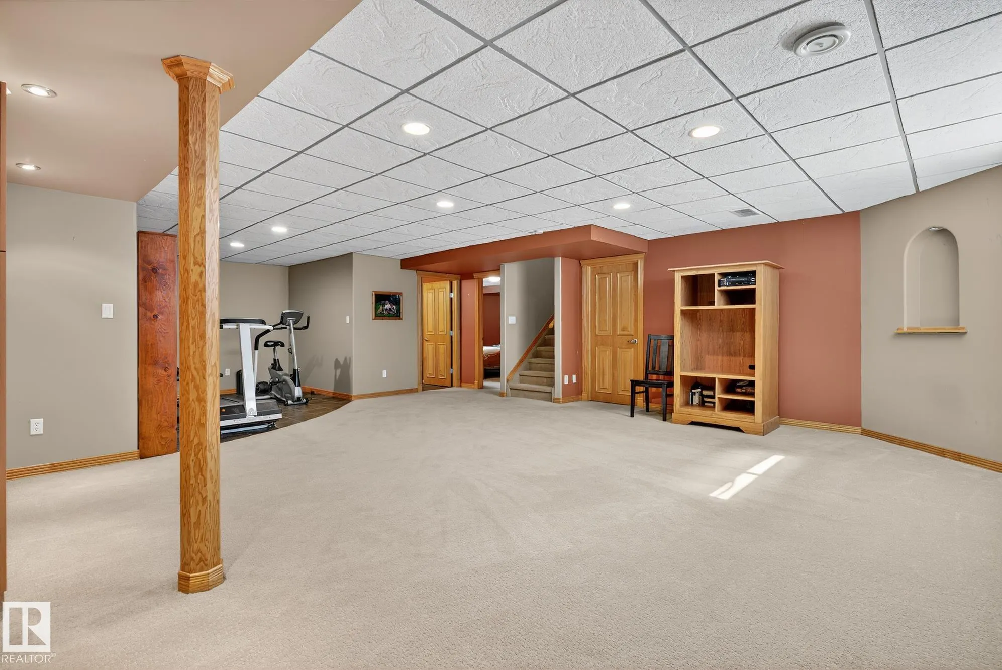 11 LINKSIDE Way