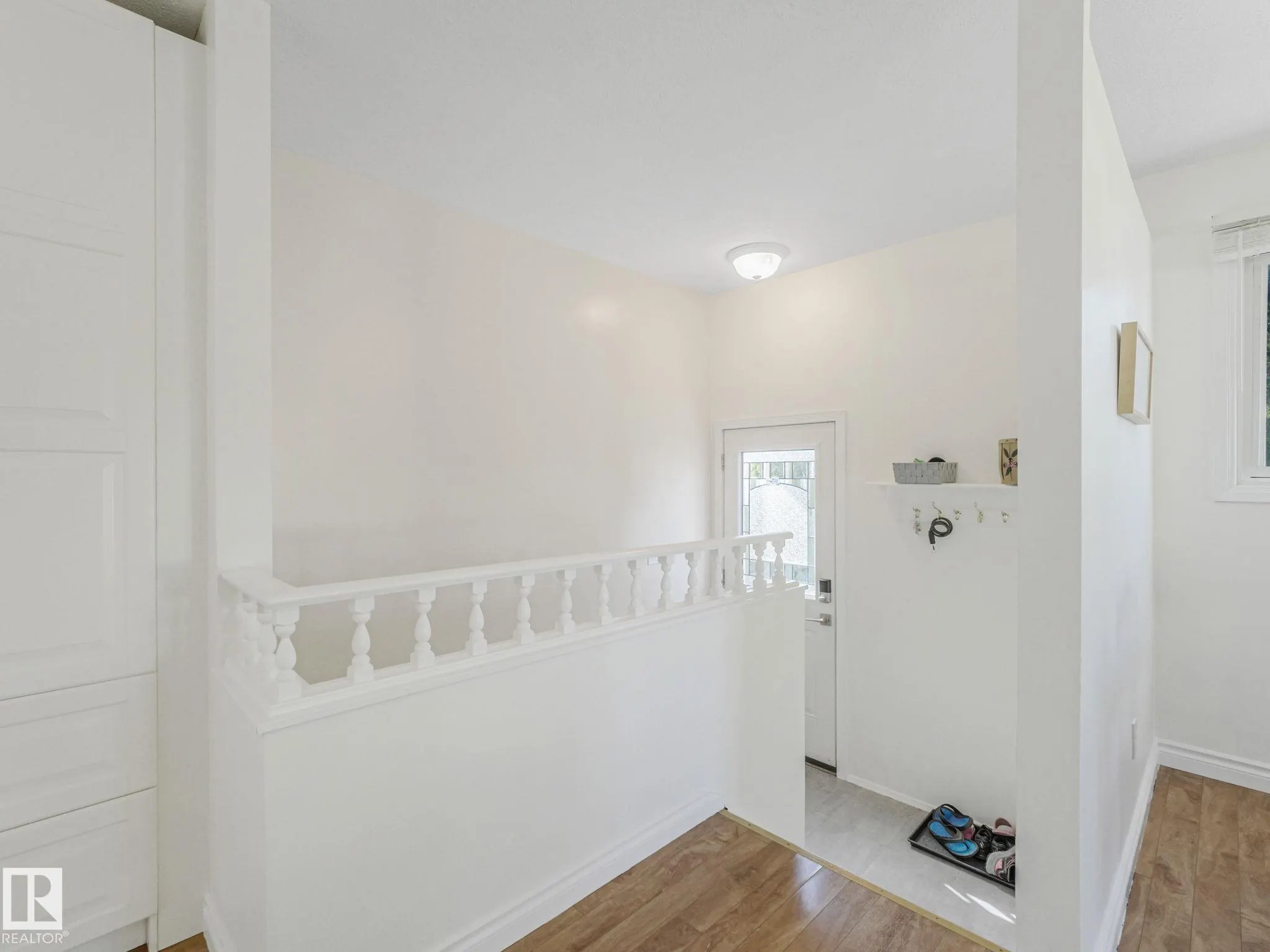 119 WILLOW Drive