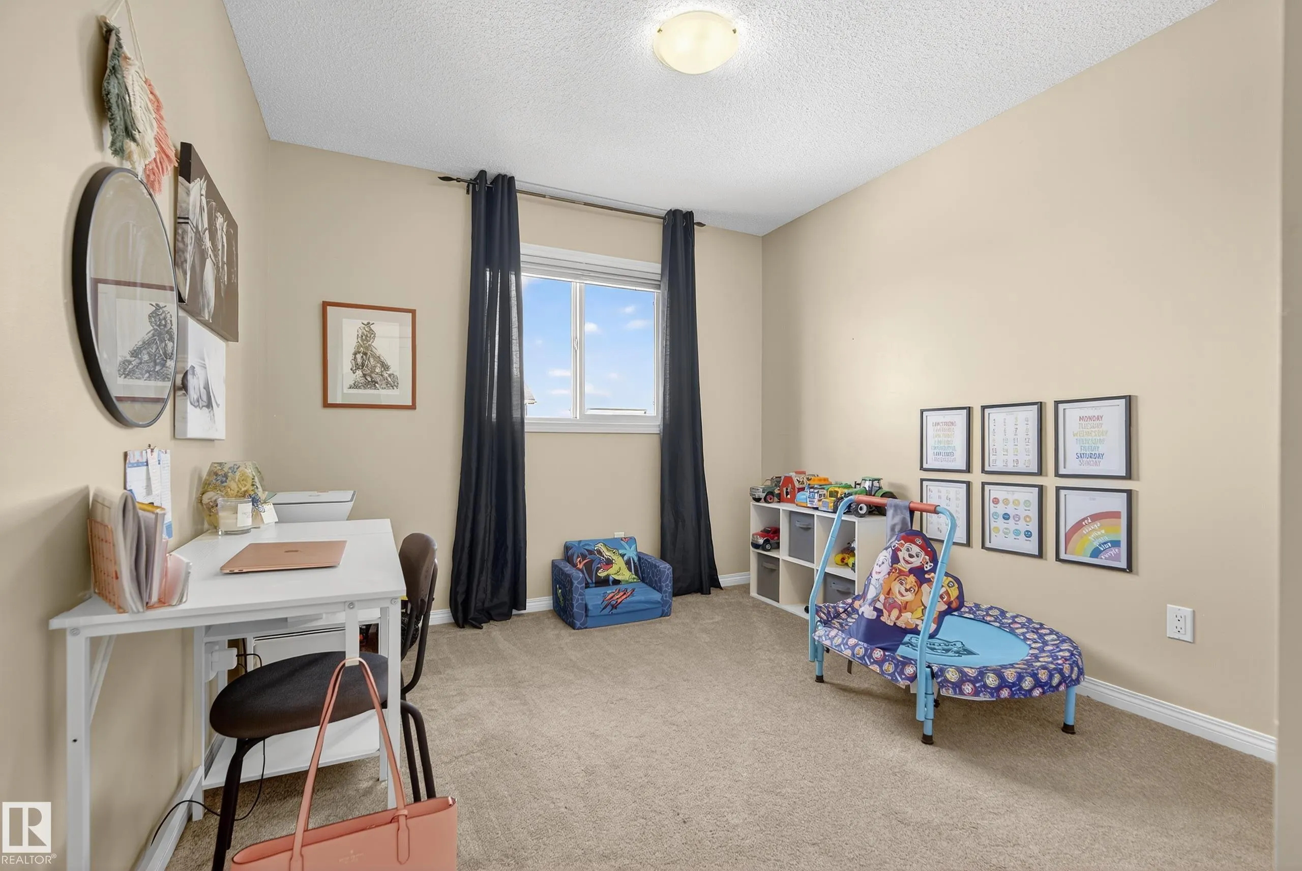 425 SIMMONDS Way