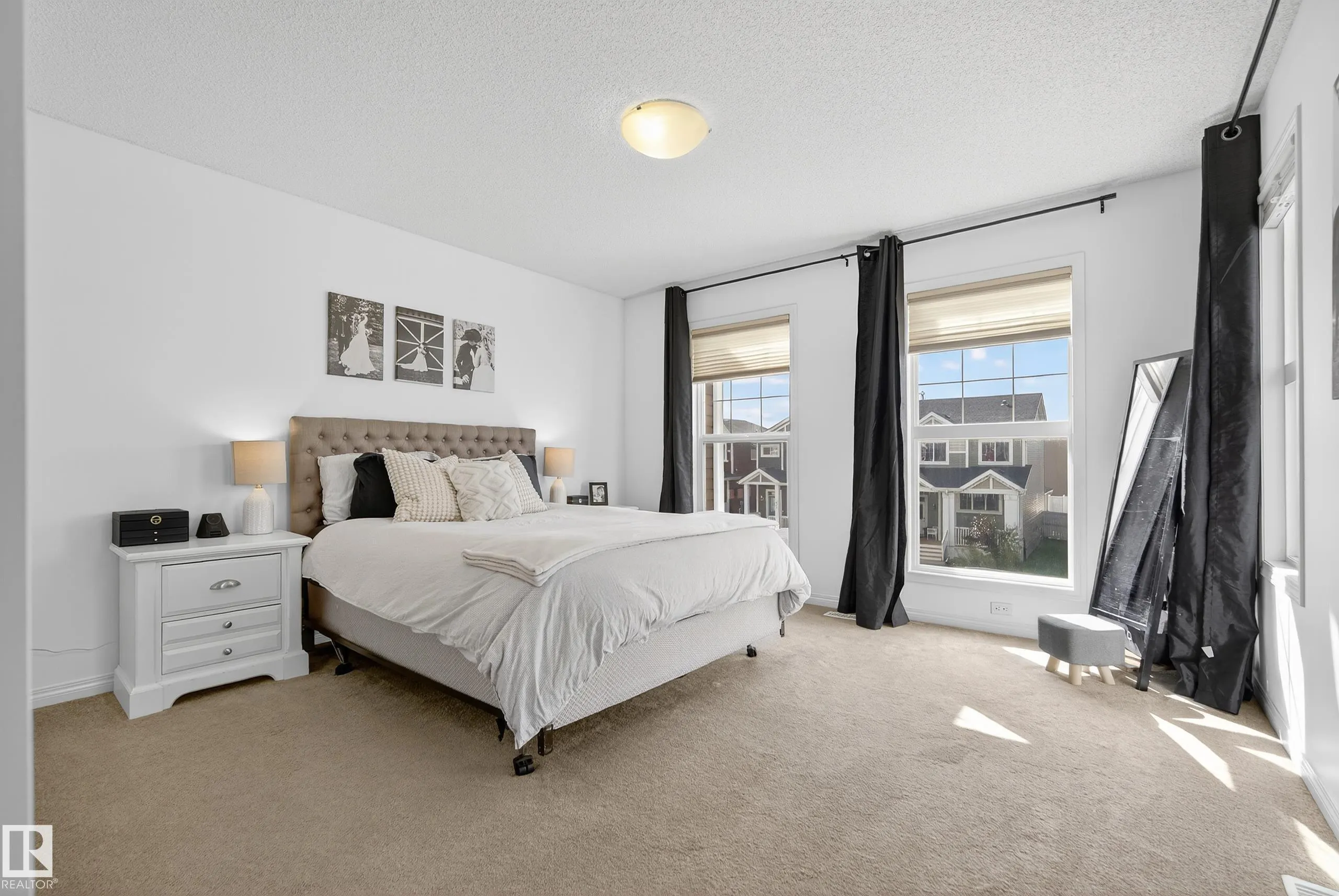 425 SIMMONDS Way