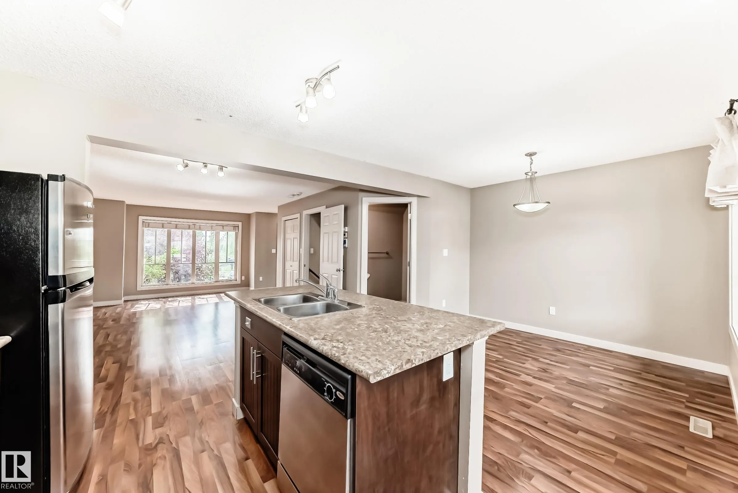 3834 ALLAN Drive