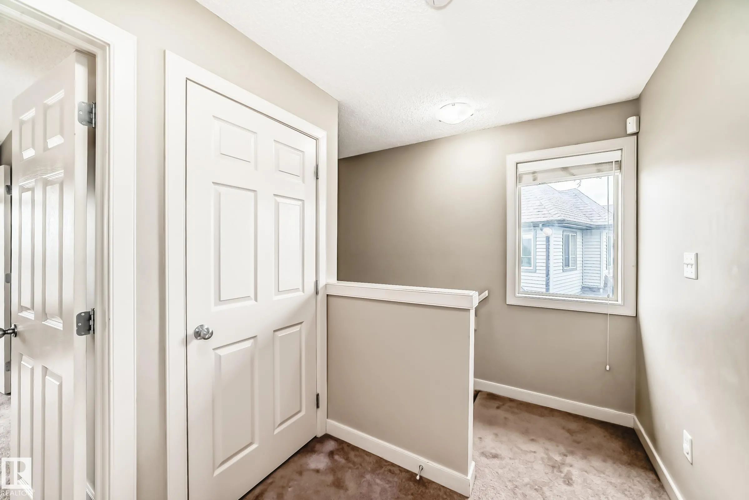 3834 ALLAN Drive