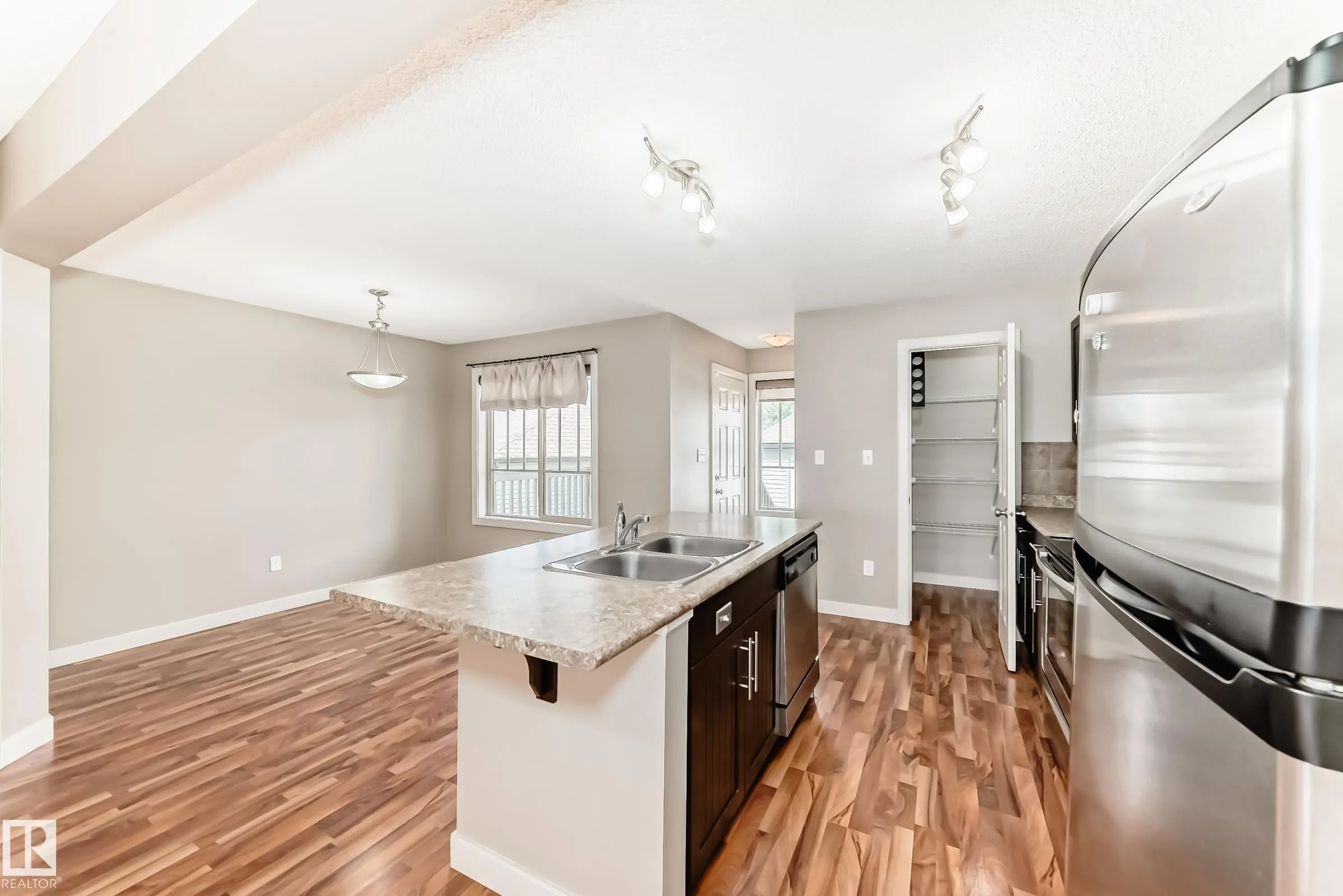 3834 ALLAN Drive