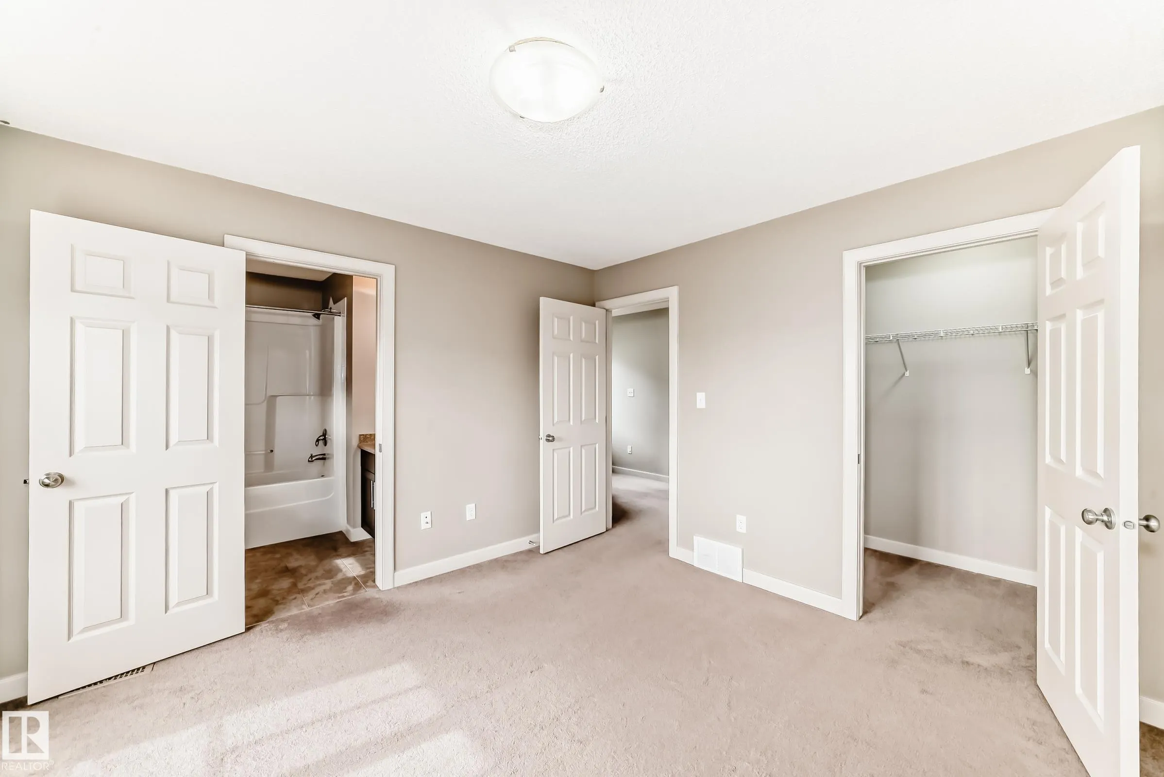 3834 ALLAN Drive