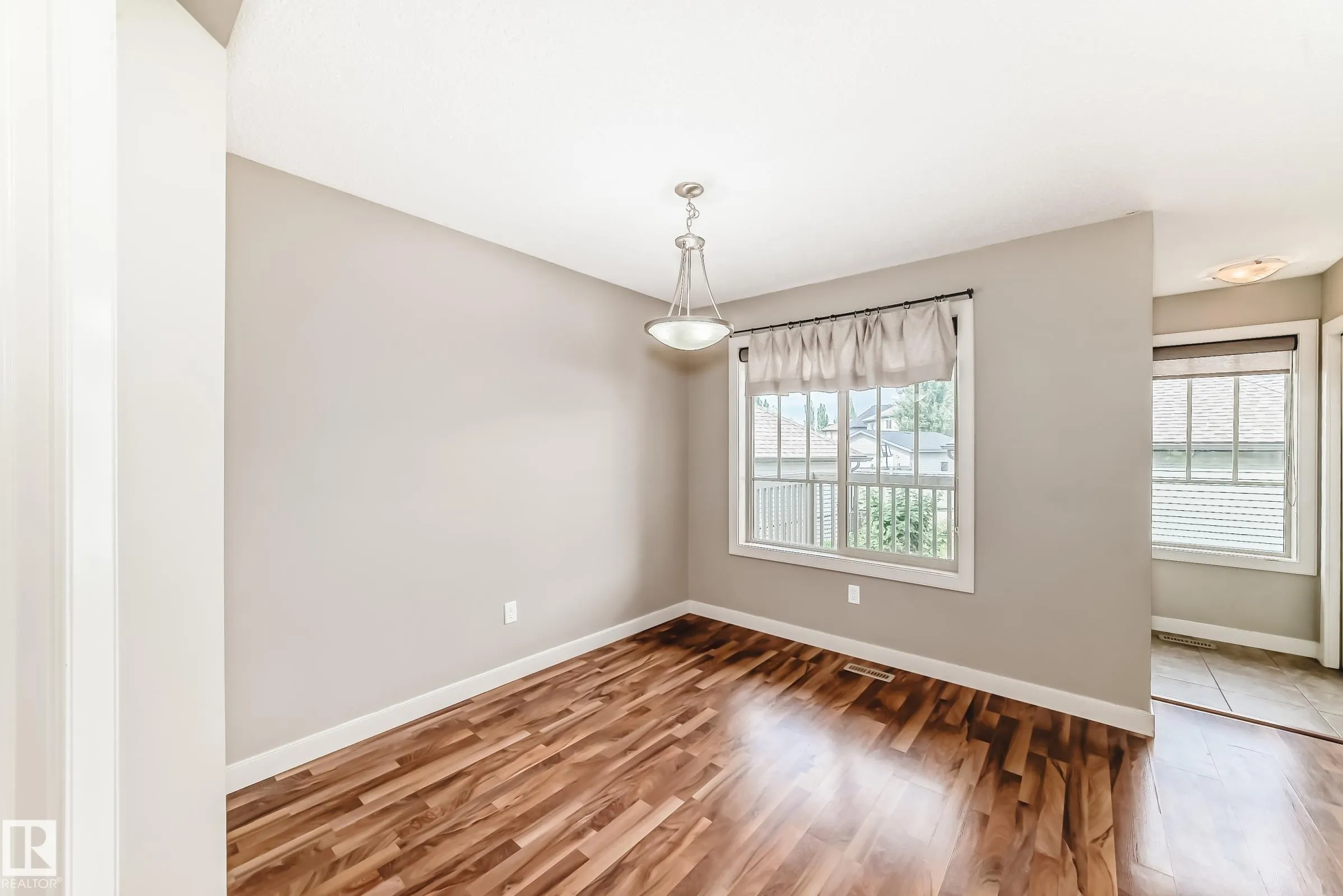 3834 ALLAN Drive