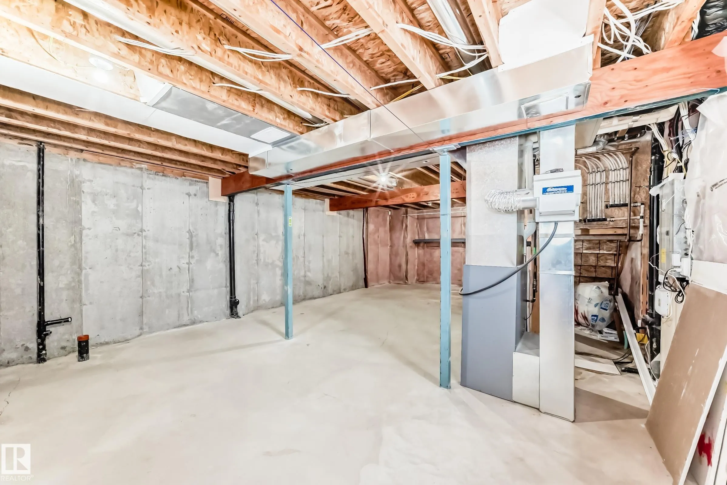 3834 ALLAN Drive