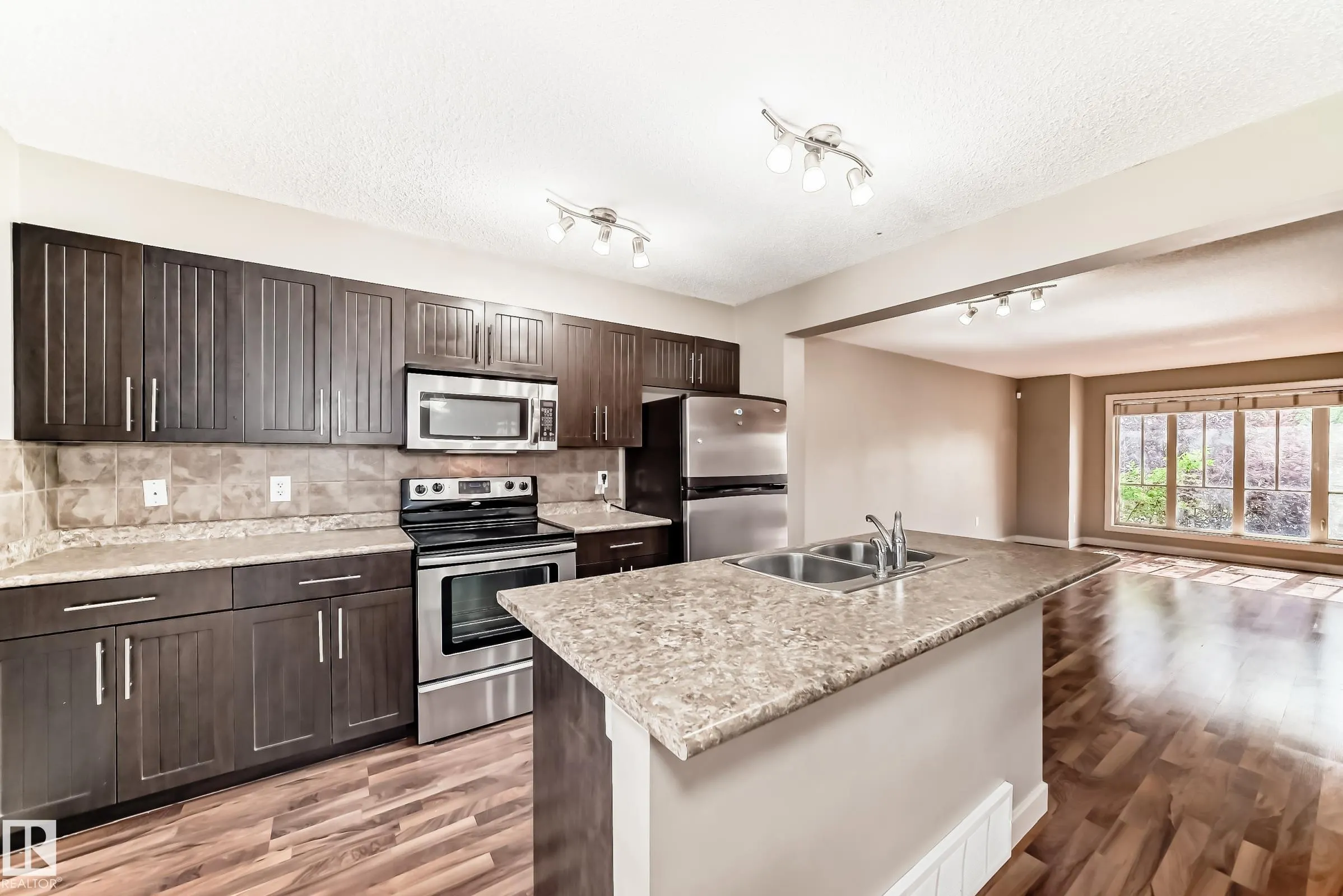 3834 ALLAN Drive