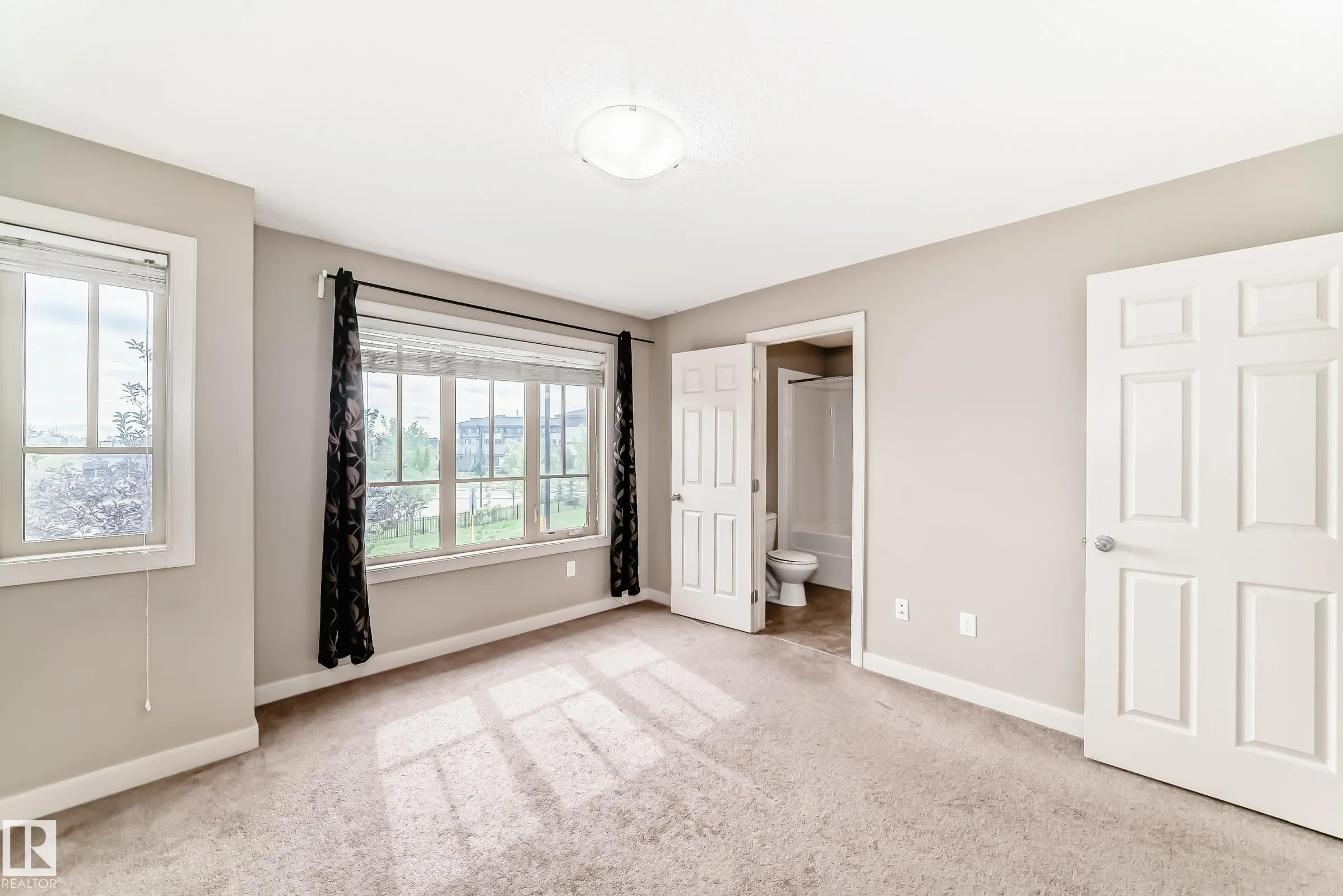 3834 ALLAN Drive