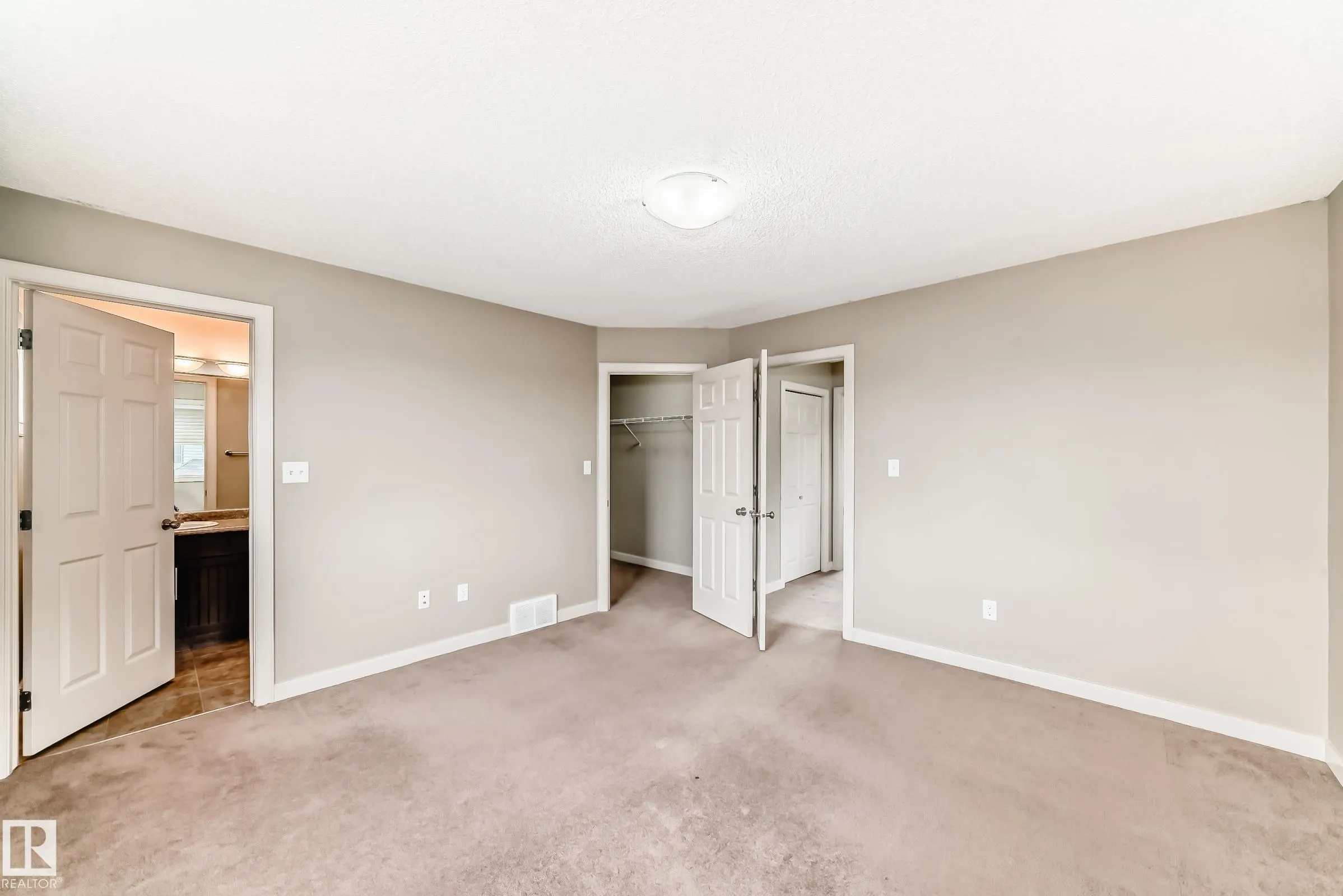 3834 ALLAN Drive