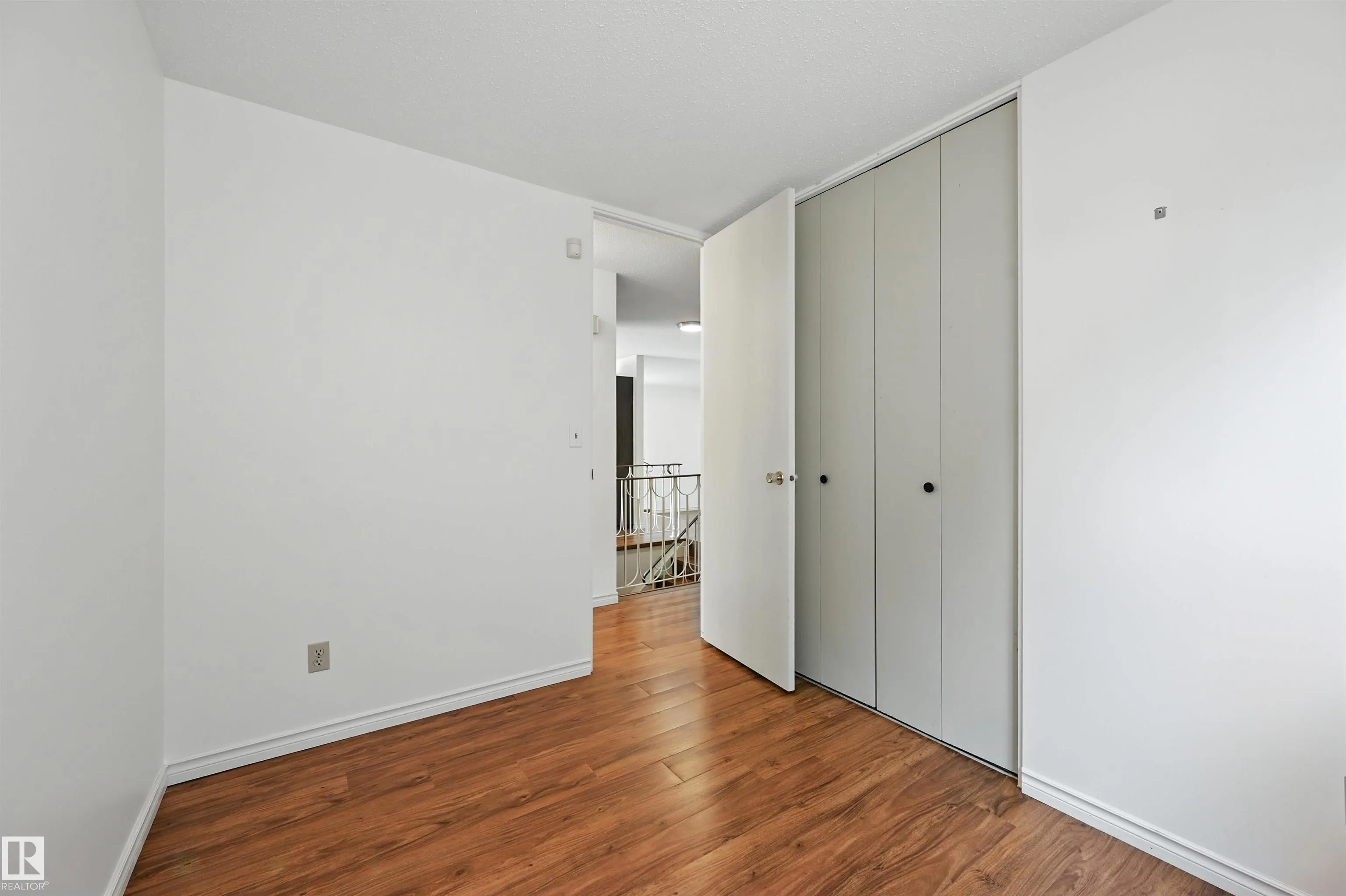 11403 145 Avenue