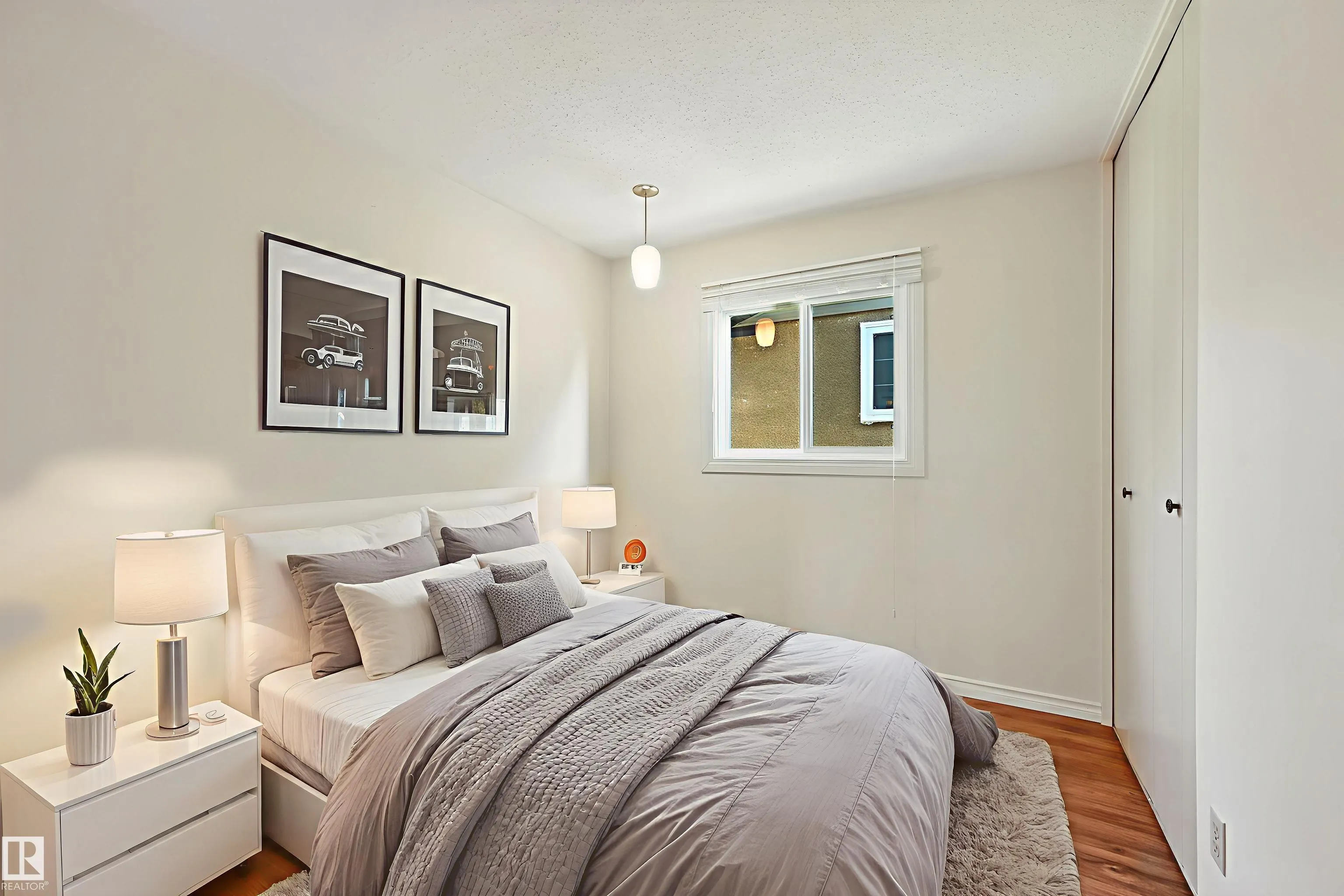 11403 145 Avenue