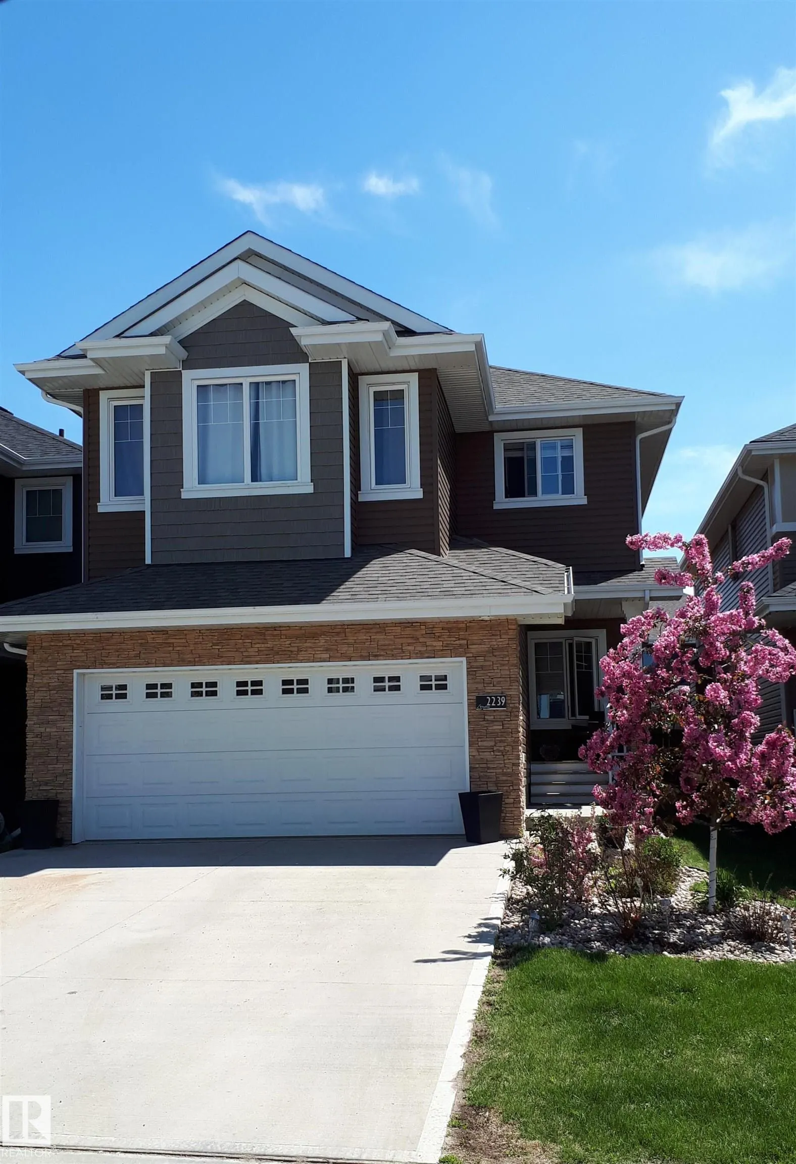 2239 Blue Jay Landing