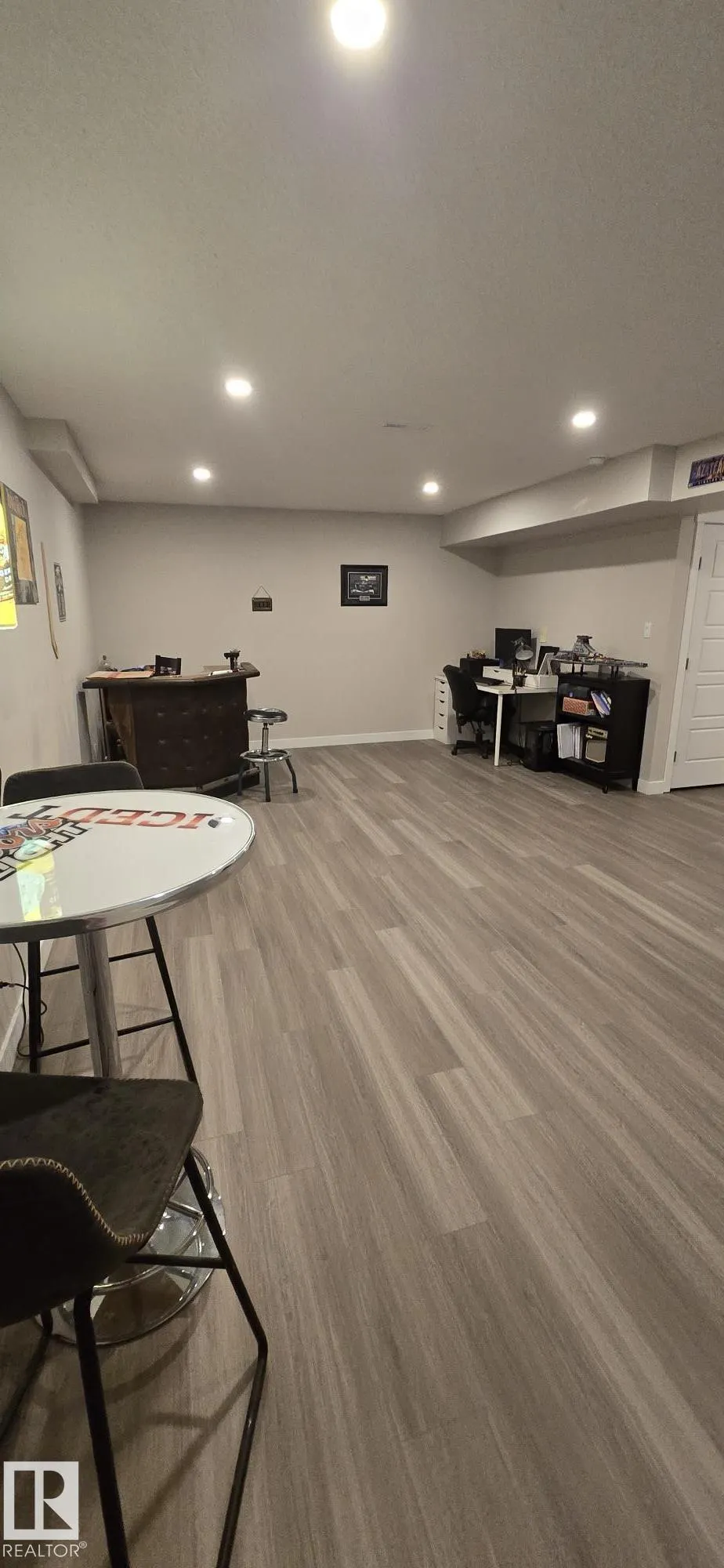 2239 Blue Jay Landing