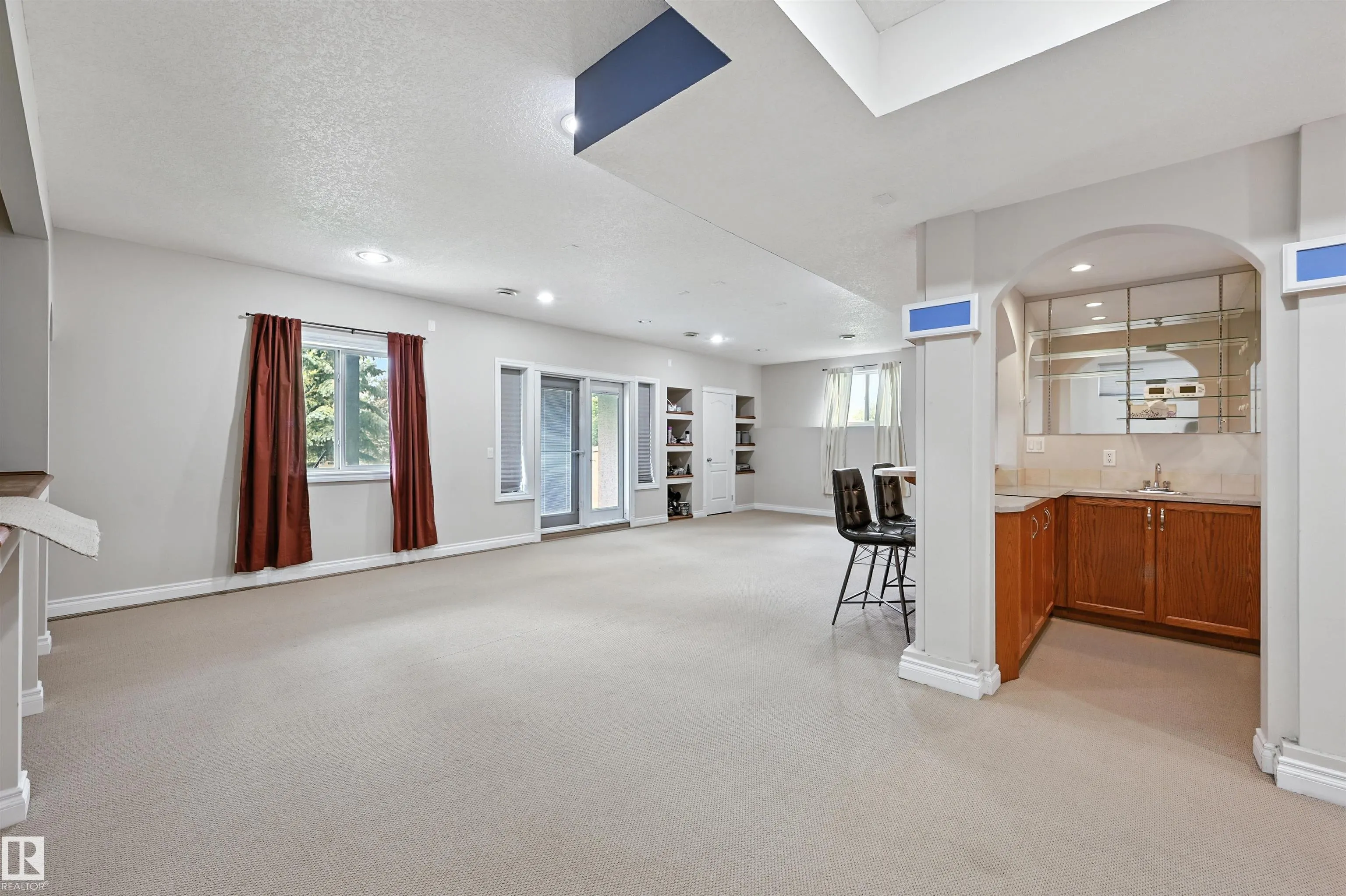 466 HODGSON Boulevard