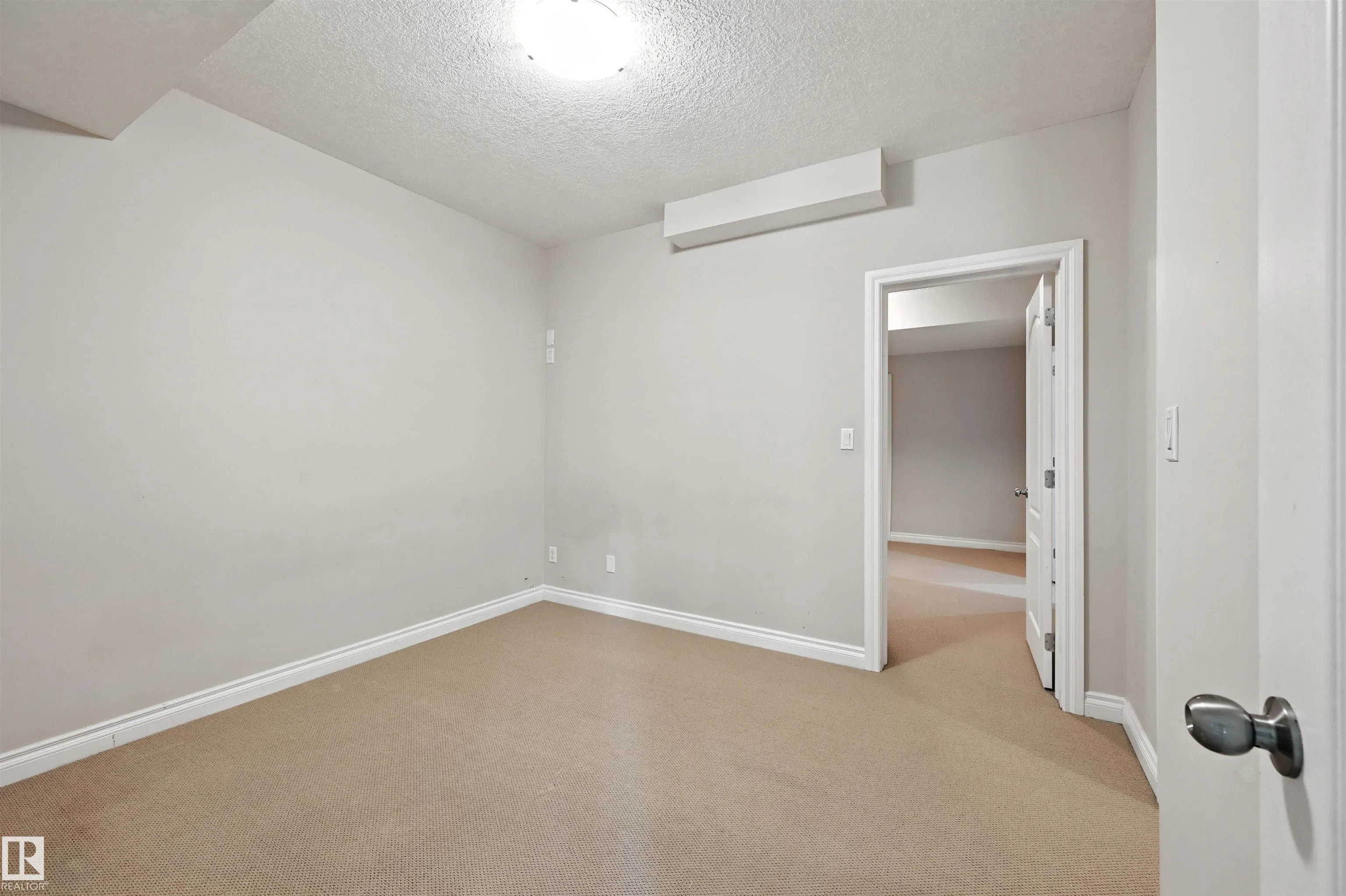 466 HODGSON Boulevard