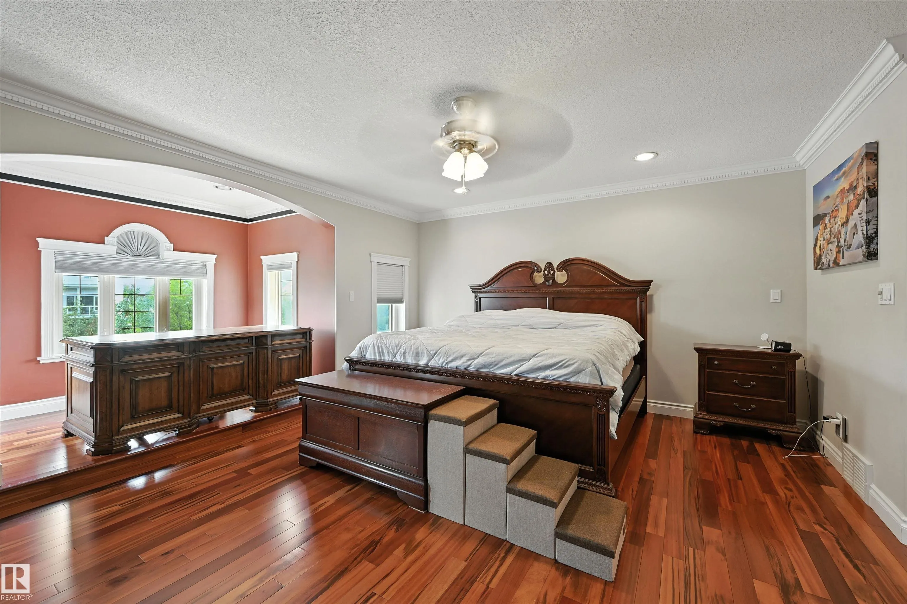 466 HODGSON Boulevard
