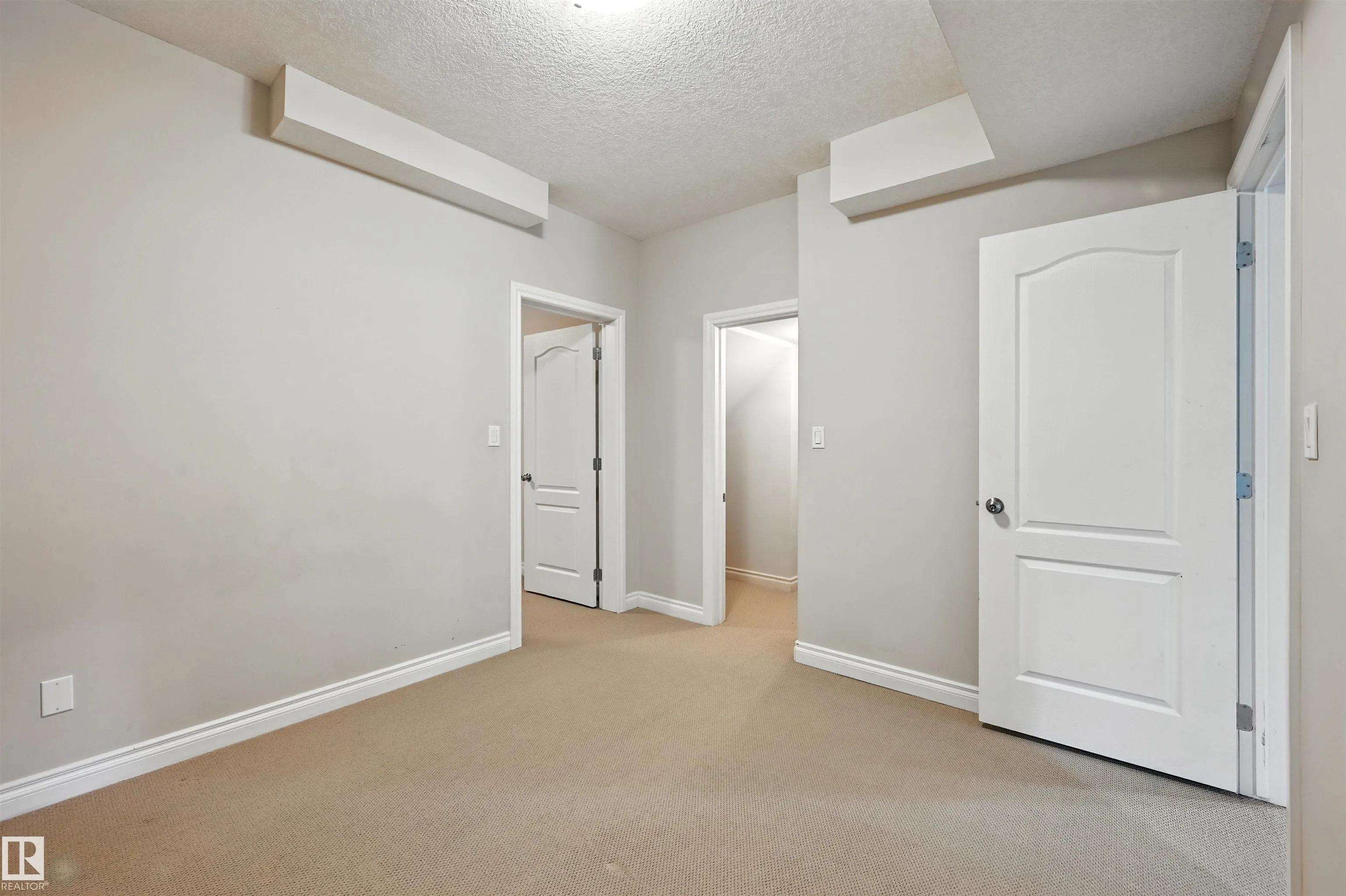 466 HODGSON Boulevard