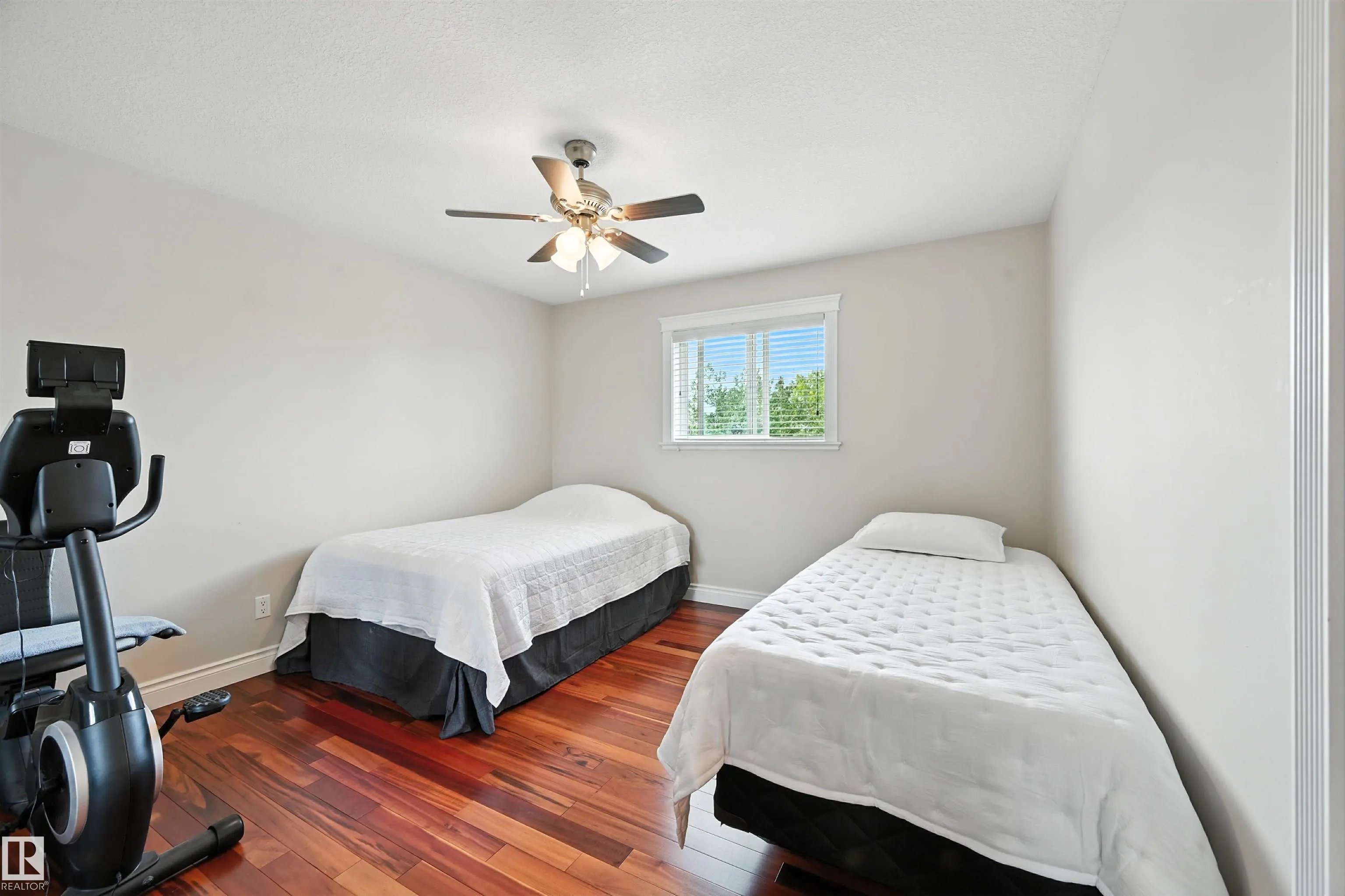 466 HODGSON Boulevard